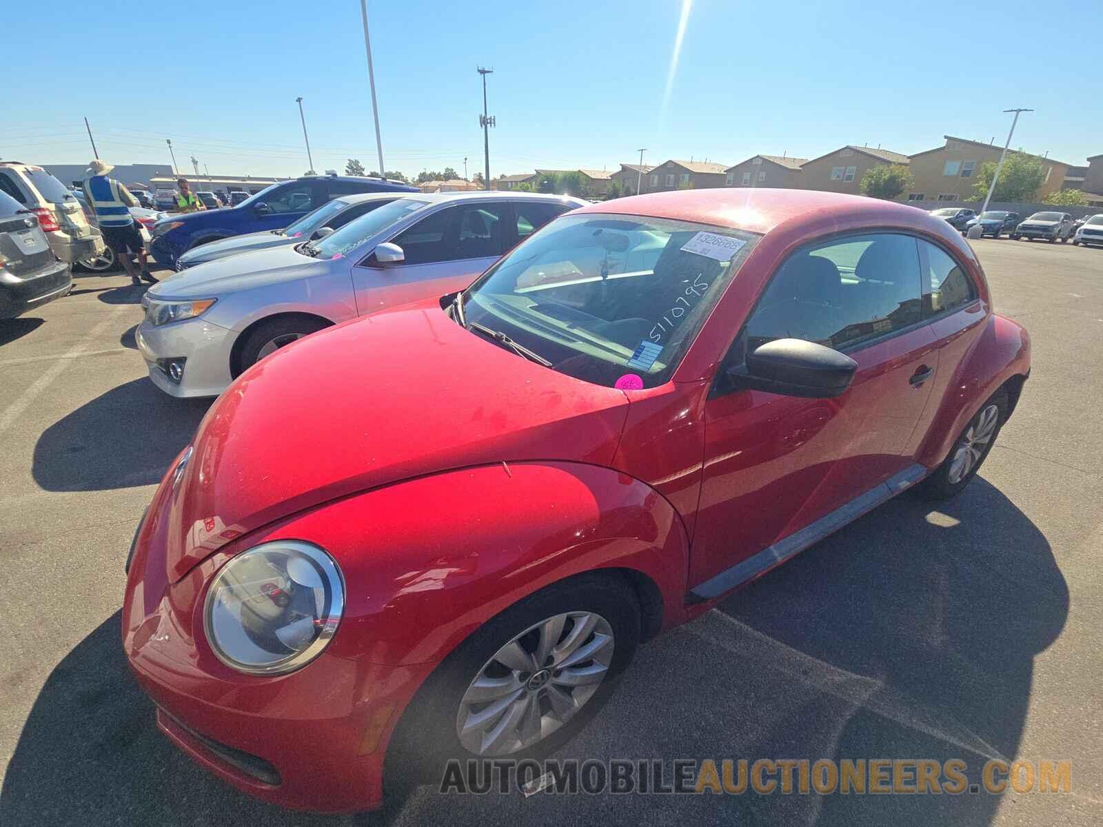 3VWF17AT4FM642930 Volkswagen Beetle 2015