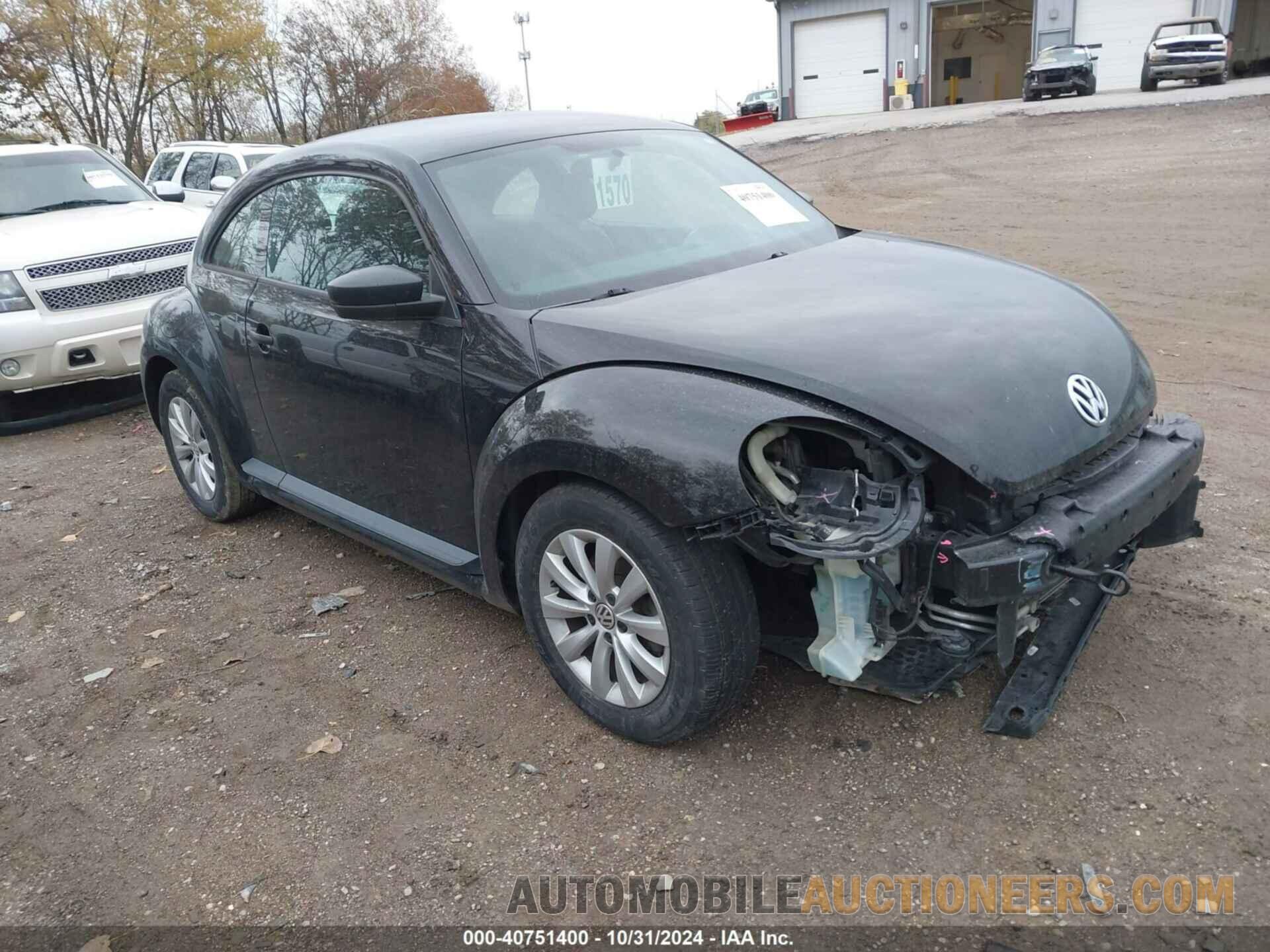 3VWF17AT4FM643625 VOLKSWAGEN BEETLE 2015