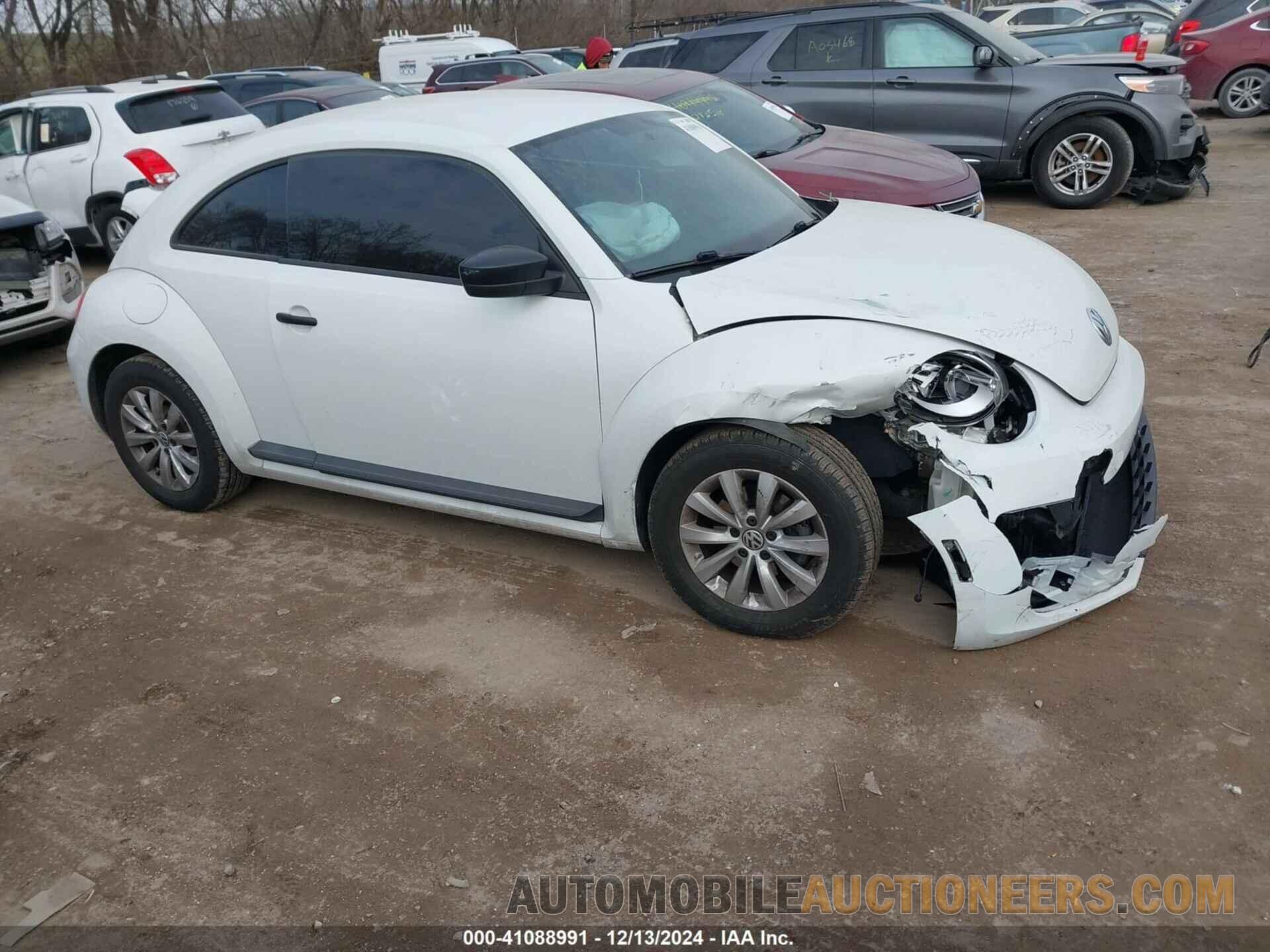 3VWF17AT5FM642497 VOLKSWAGEN BEETLE 2015