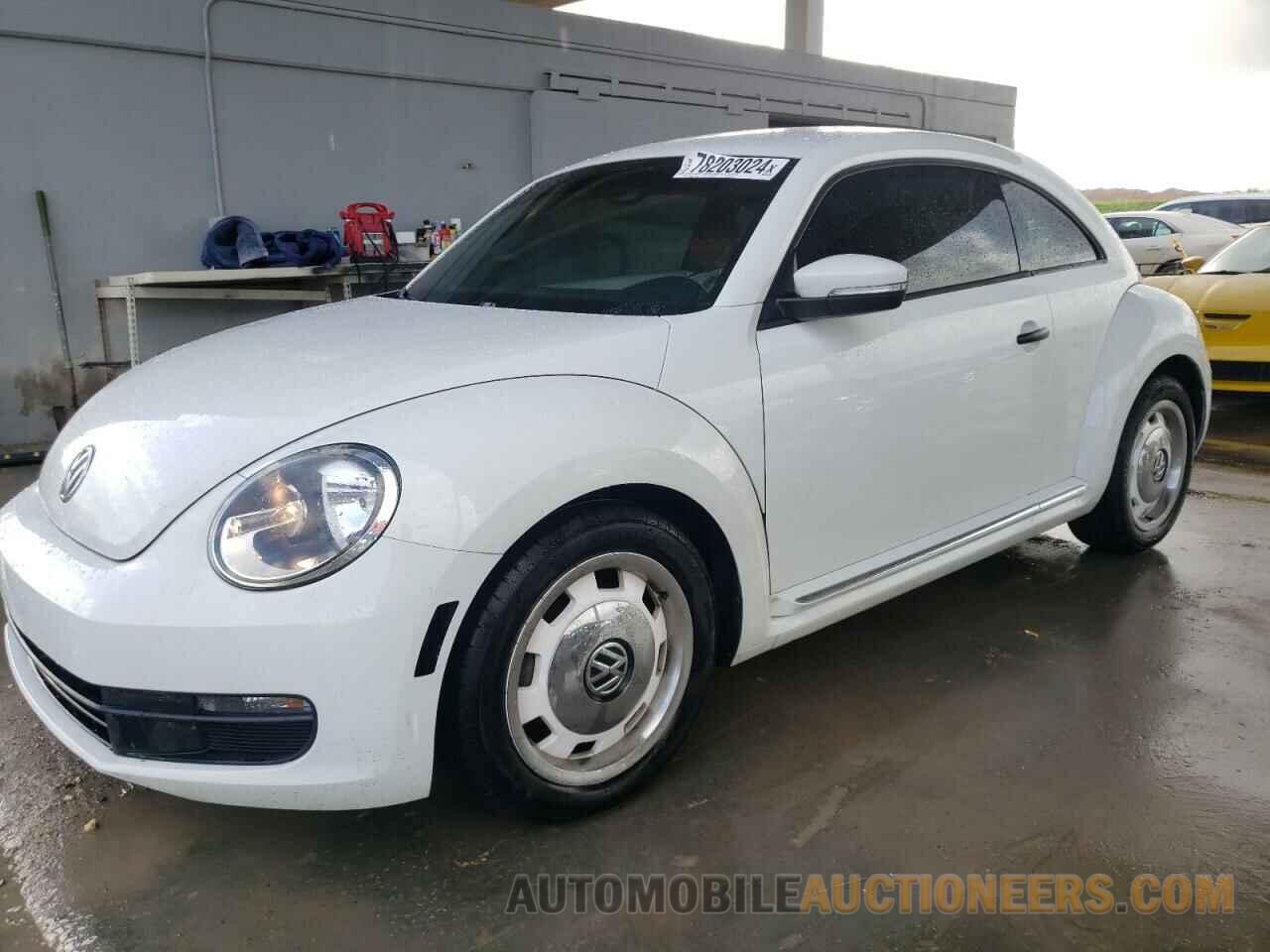 3VWF17AT6FM611114 VOLKSWAGEN BEETLE 2015