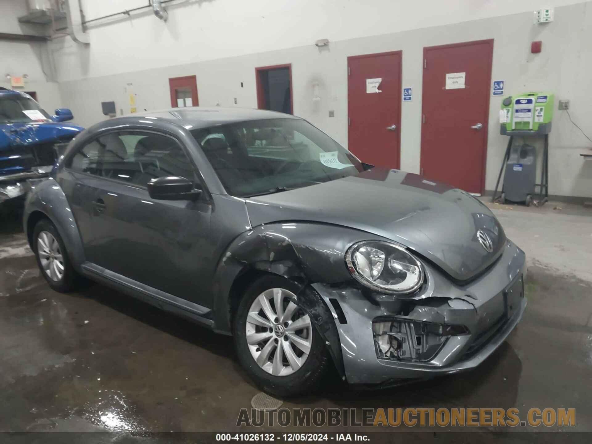 3VWF17AT6HM627476 VOLKSWAGEN BEETLE 2017