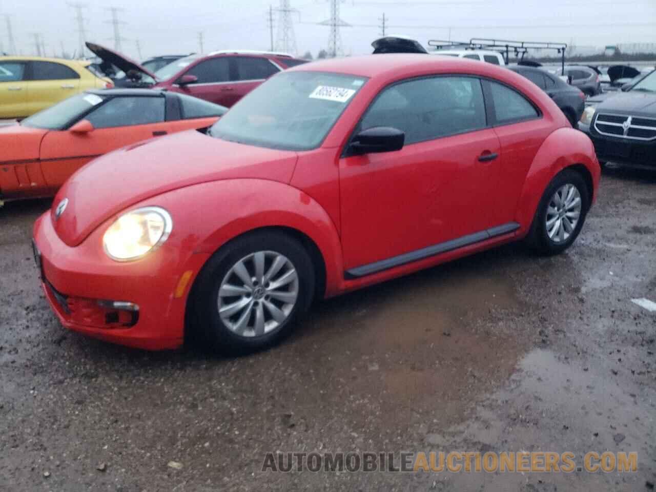 3VWF17AT7FM642503 VOLKSWAGEN BEETLE 2015