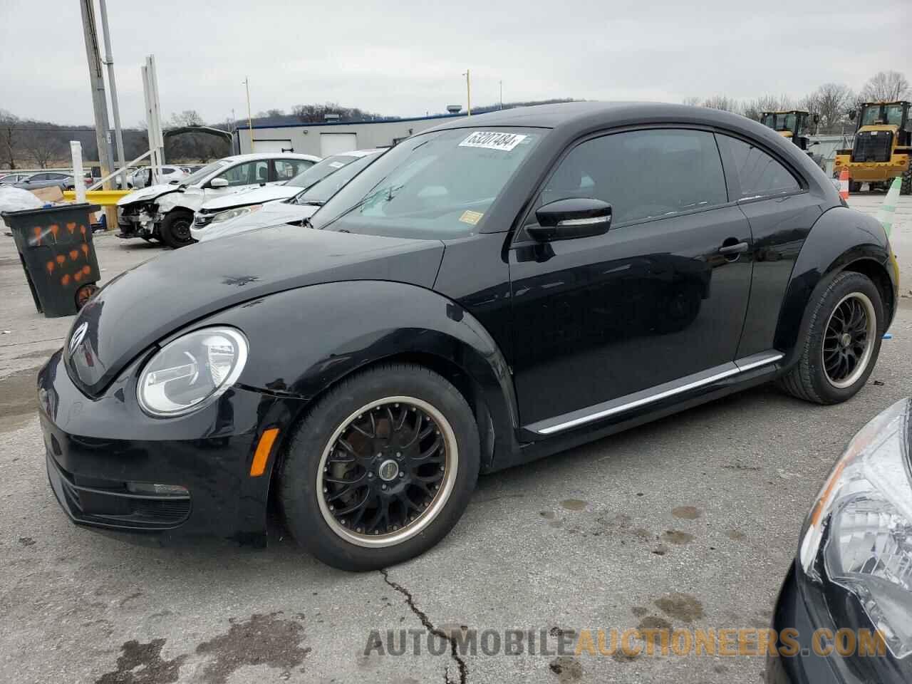 3VWF17AT8FM613155 VOLKSWAGEN BEETLE 2015