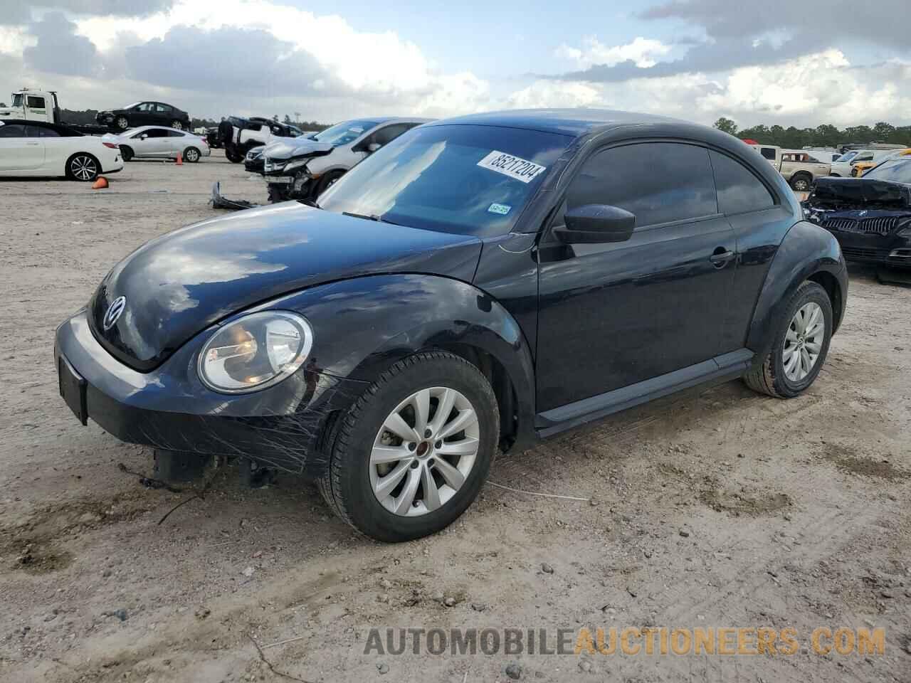 3VWF17AT9FM649792 VOLKSWAGEN BEETLE 2015