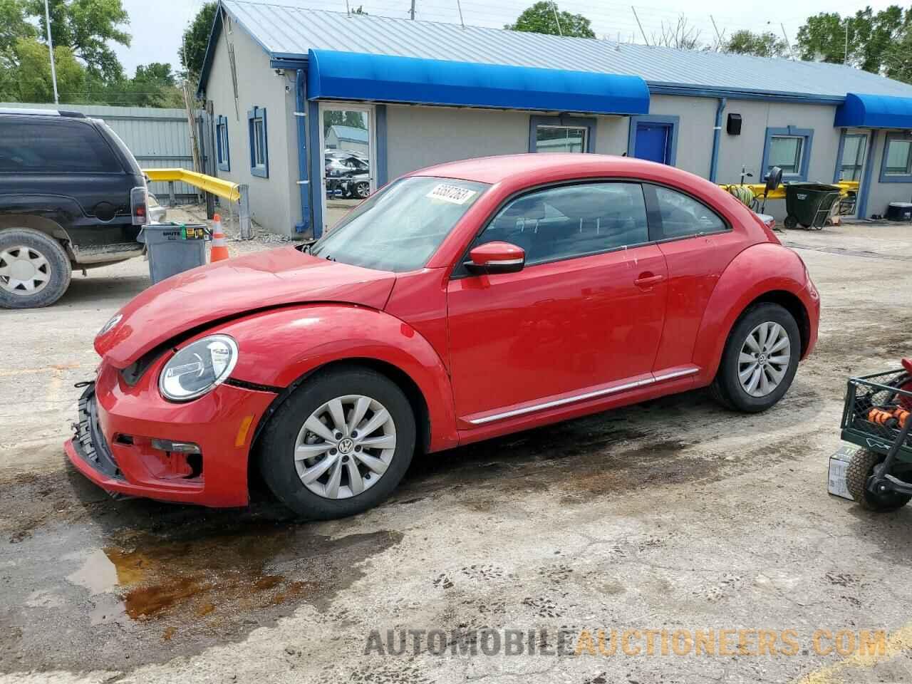 3VWFD7AT1KM708271 VOLKSWAGEN BEETLE 2019