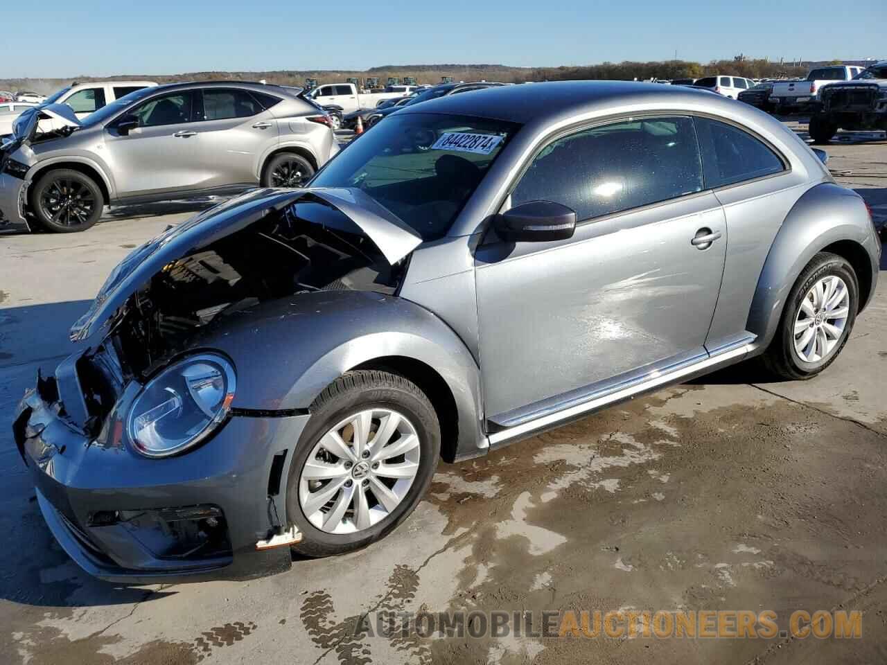 3VWFD7AT2KM710921 VOLKSWAGEN BEETLE 2019