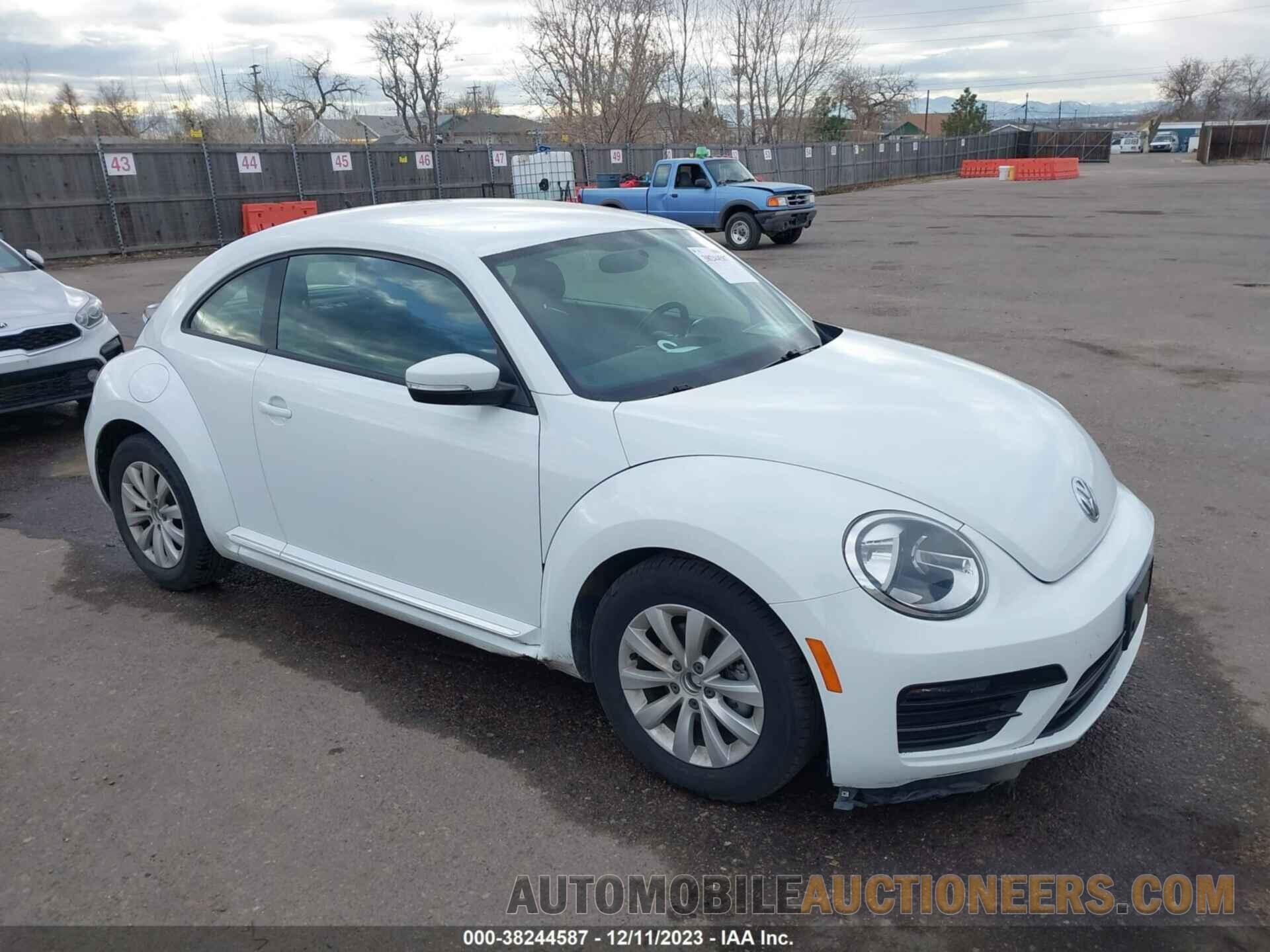 3VWFD7AT2KM711597 VOLKSWAGEN BEETLE 2019