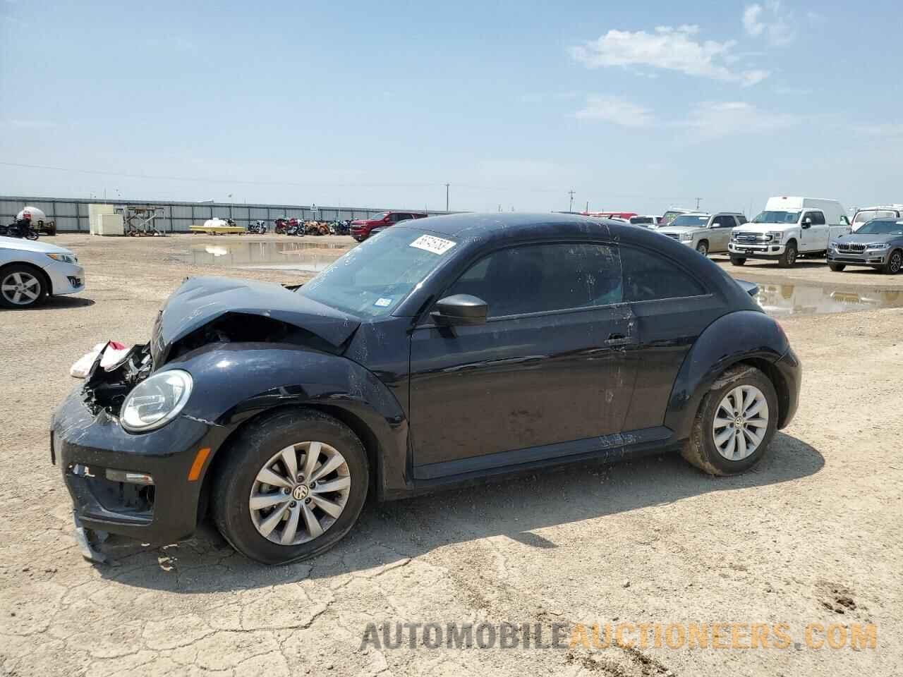 3VWFD7AT3JM706245 VOLKSWAGEN BEETLE 2018