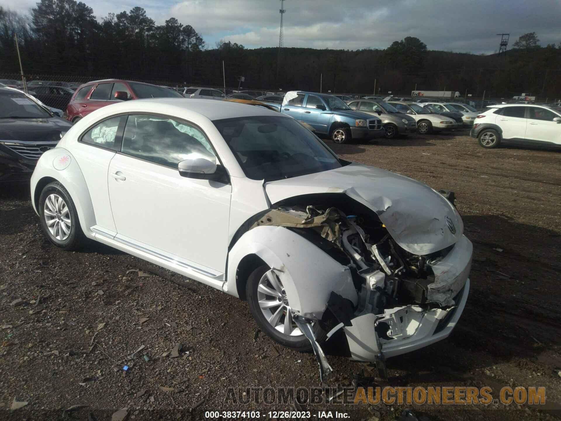 3VWFD7AT3KM708644 VOLKSWAGEN BEETLE 2019