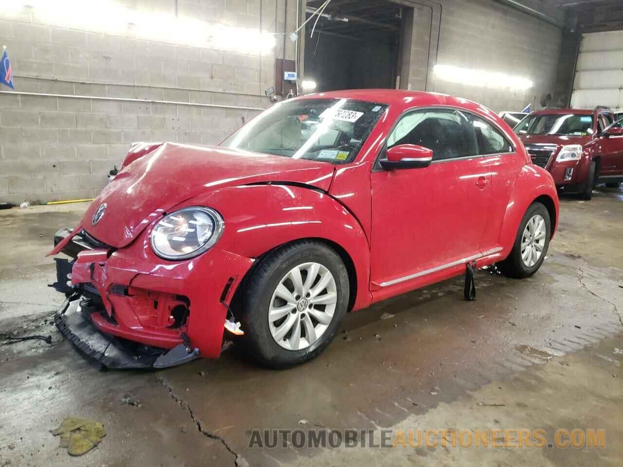 3VWFD7AT3KM717389 VOLKSWAGEN BEETLE 2019