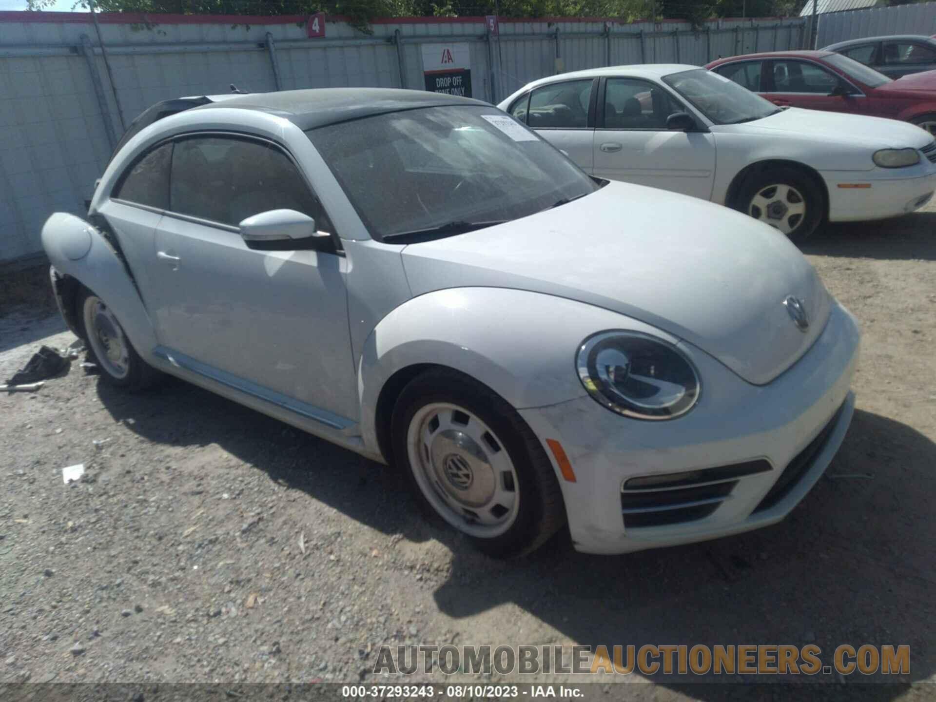 3VWFD7AT4JM704357 VOLKSWAGEN BEETLE 2018