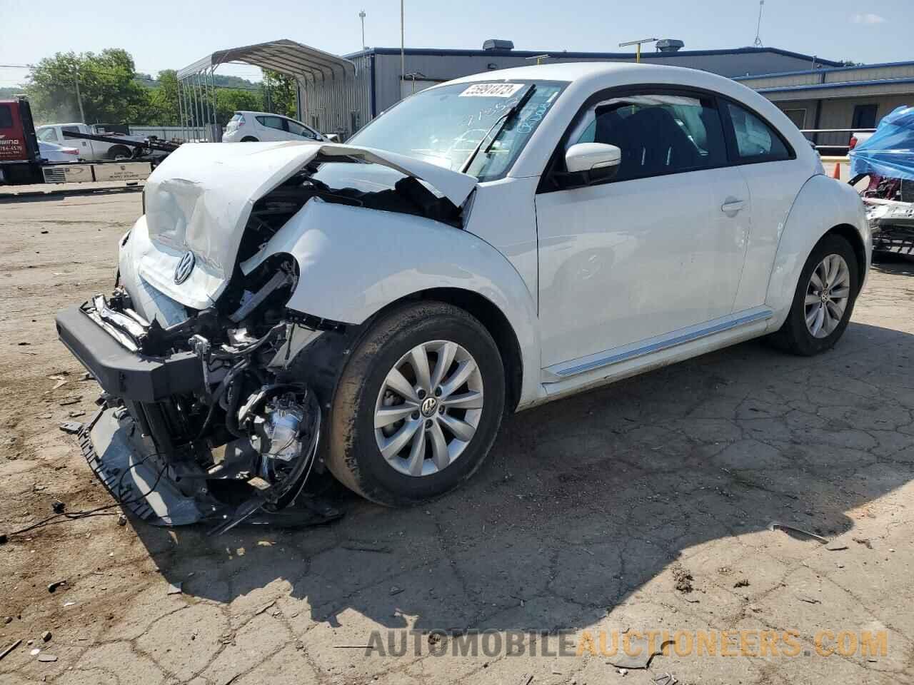 3VWFD7AT4KM718521 VOLKSWAGEN BEETLE 2019