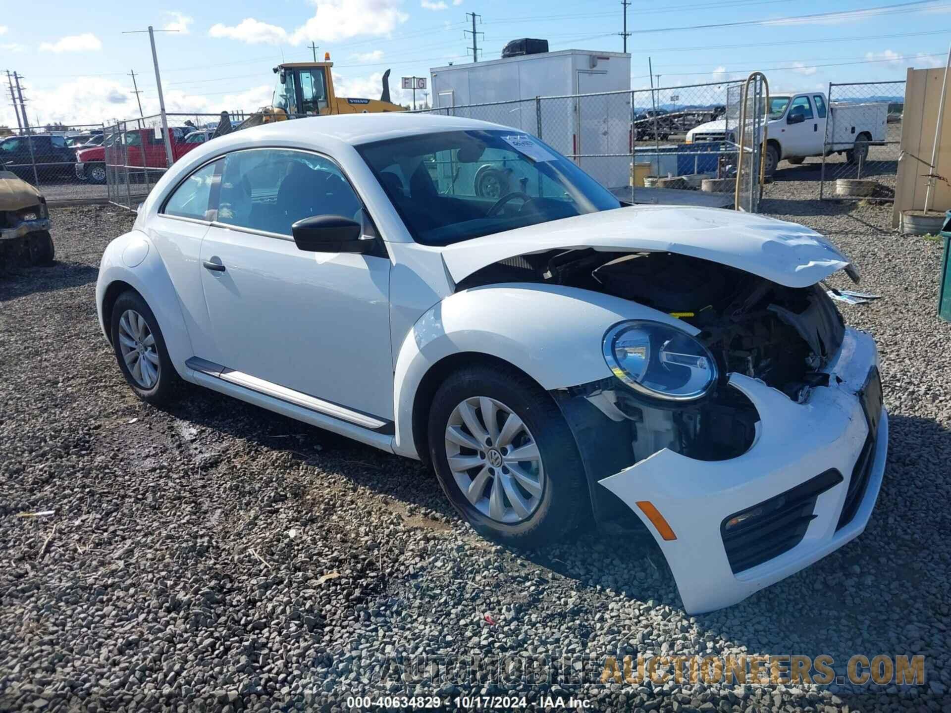 3VWFD7AT5JM707378 VOLKSWAGEN BEETLE 2018