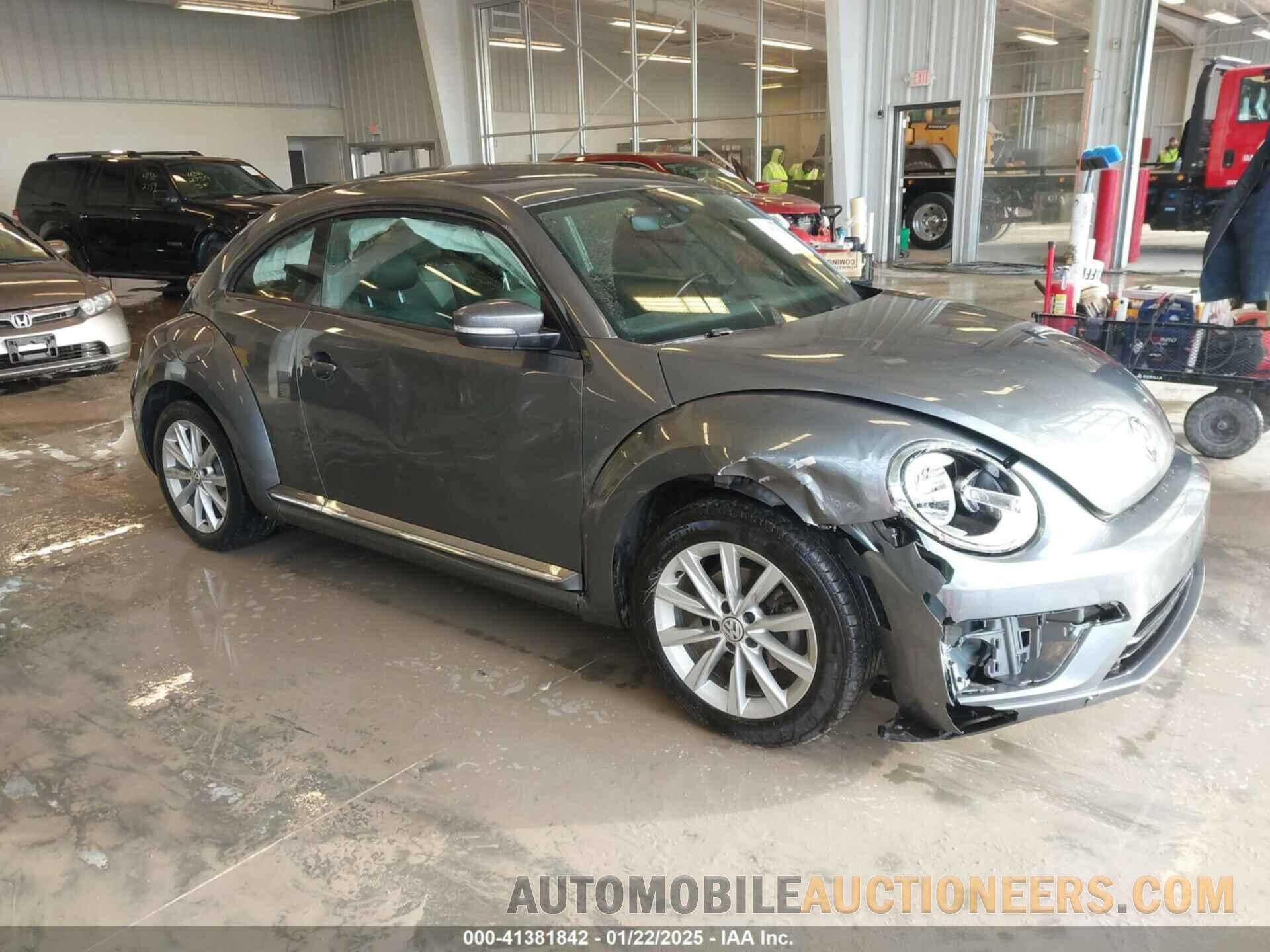 3VWFD7AT6JM703758 VOLKSWAGEN BEETLE 2018