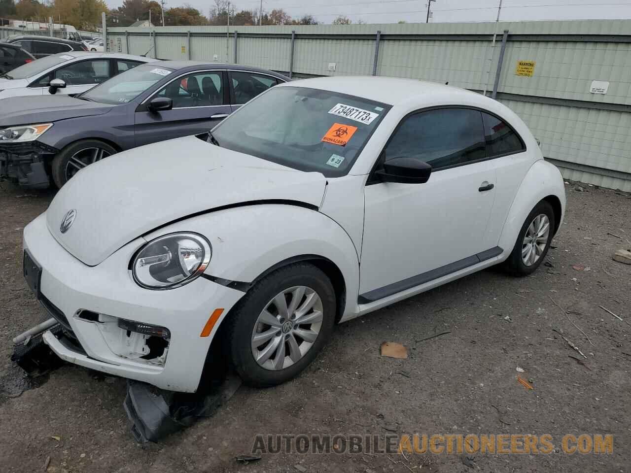 3VWFD7AT6JM710726 VOLKSWAGEN BEETLE 2018