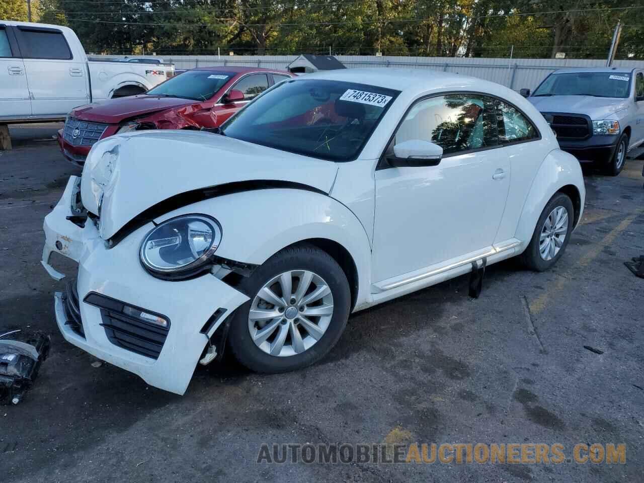 3VWFD7AT7KM707836 VOLKSWAGEN BEETLE 2019