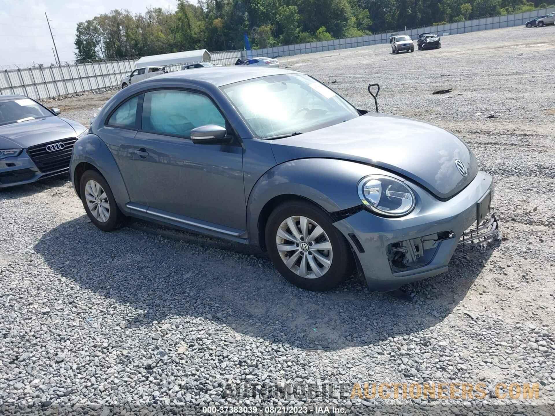 3VWFD7AT7KM719887 VOLKSWAGEN BEETLE 2019