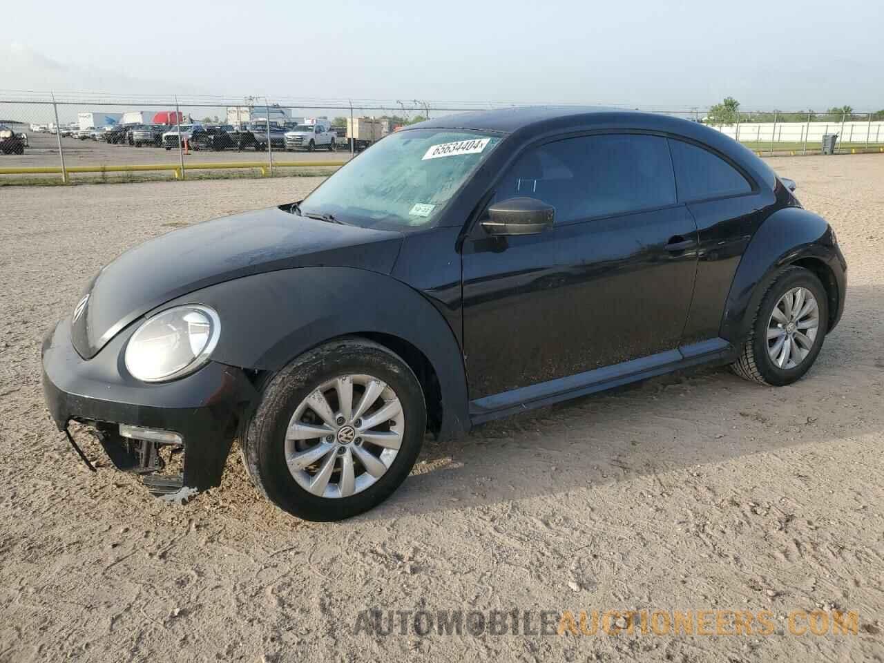 3VWFD7AT8JM716446 VOLKSWAGEN BEETLE 2018