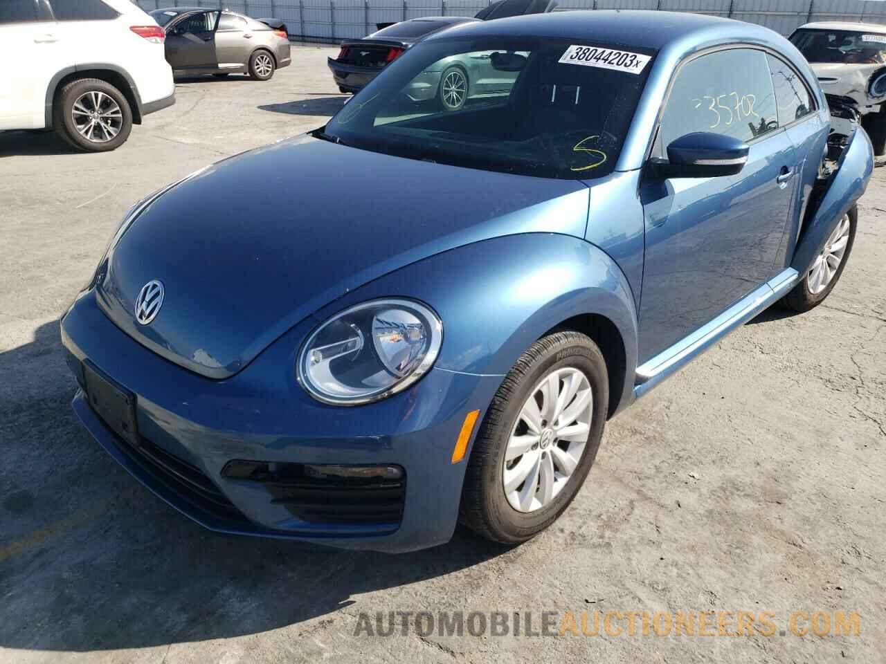 3VWFD7AT9KM709295 VOLKSWAGEN BEETLE 2019