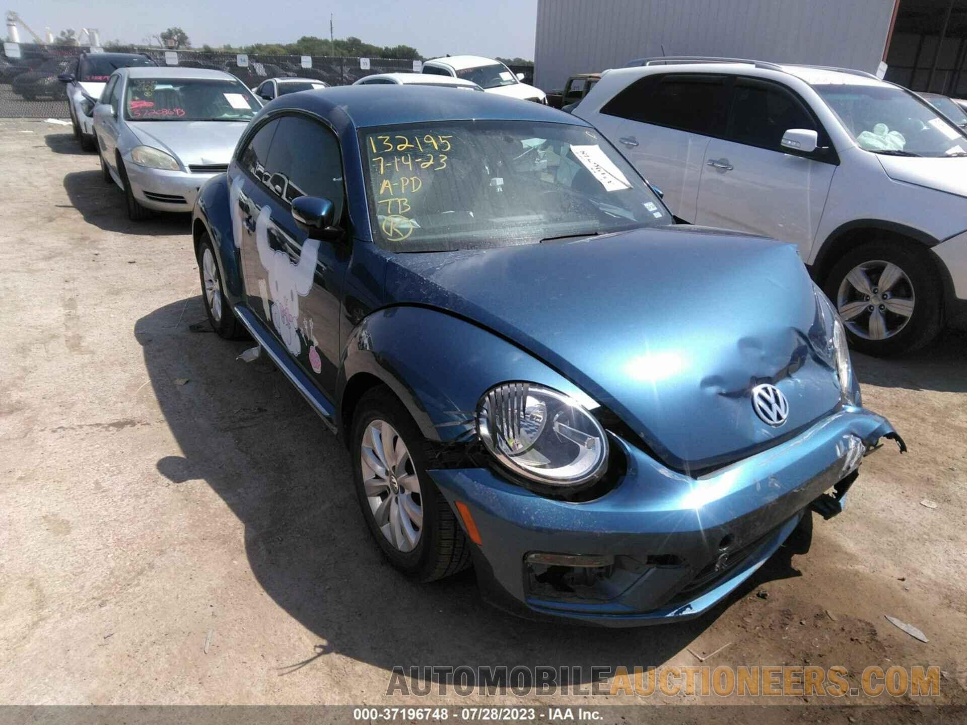 3VWFD7AT9KM709488 VOLKSWAGEN BEETLE 2019