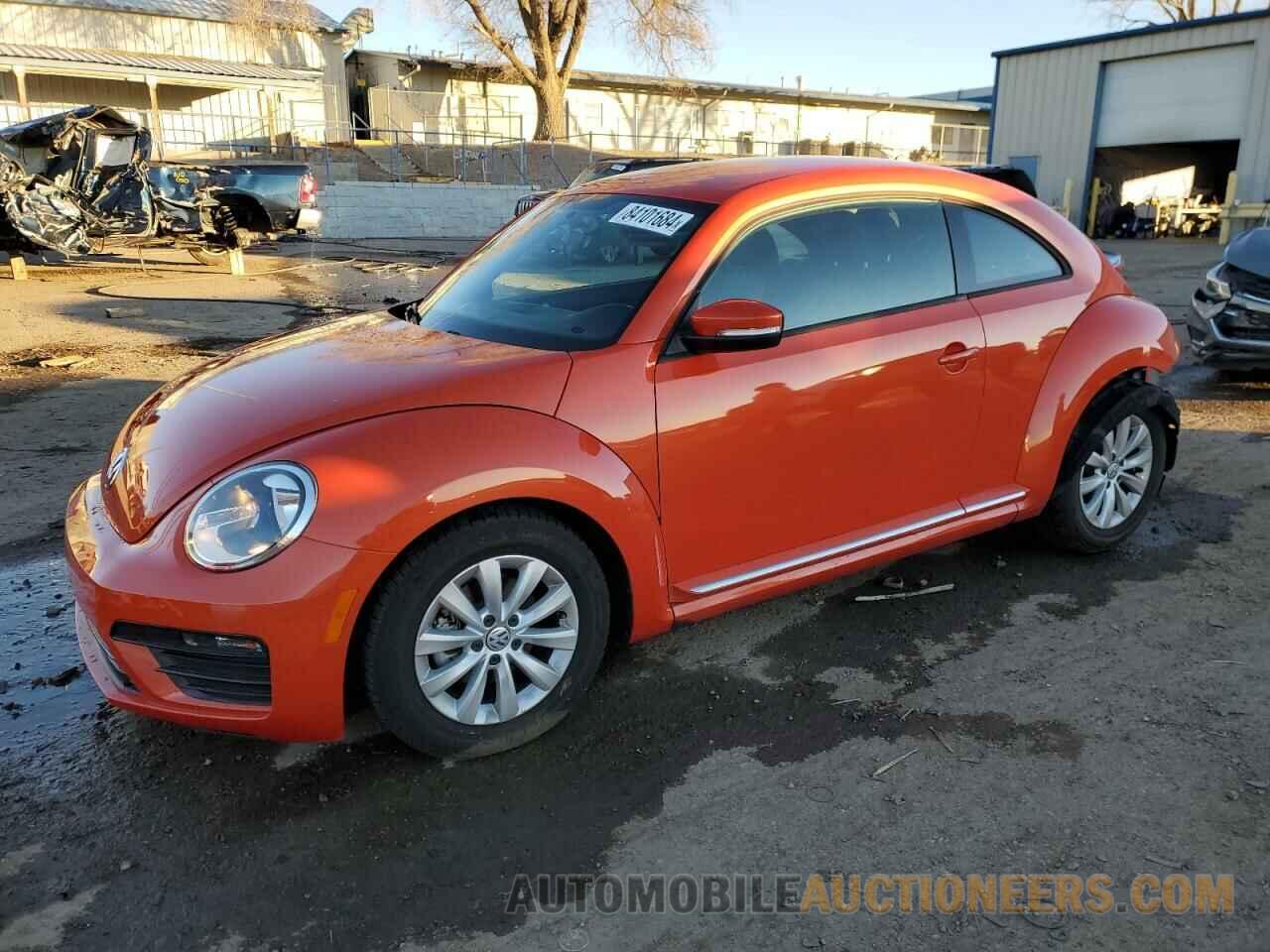 3VWFD7AT9KM712147 VOLKSWAGEN BEETLE 2019