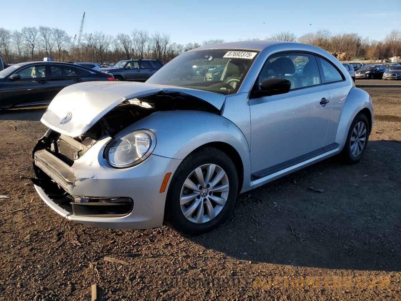 3VWFP7AT6EM624894 VOLKSWAGEN BEETLE 2014