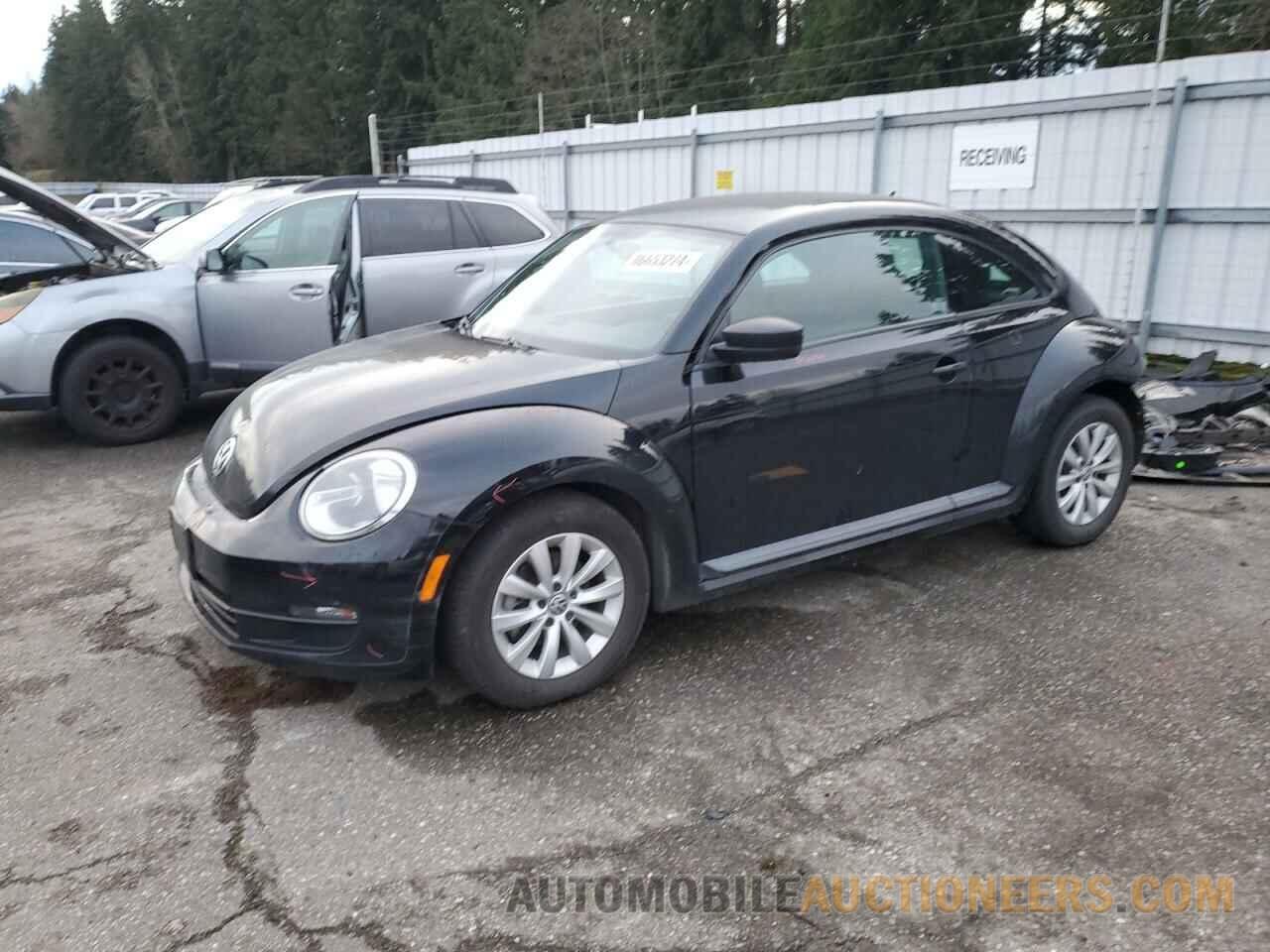 3VWFP7AT9EM610424 VOLKSWAGEN BEETLE 2014