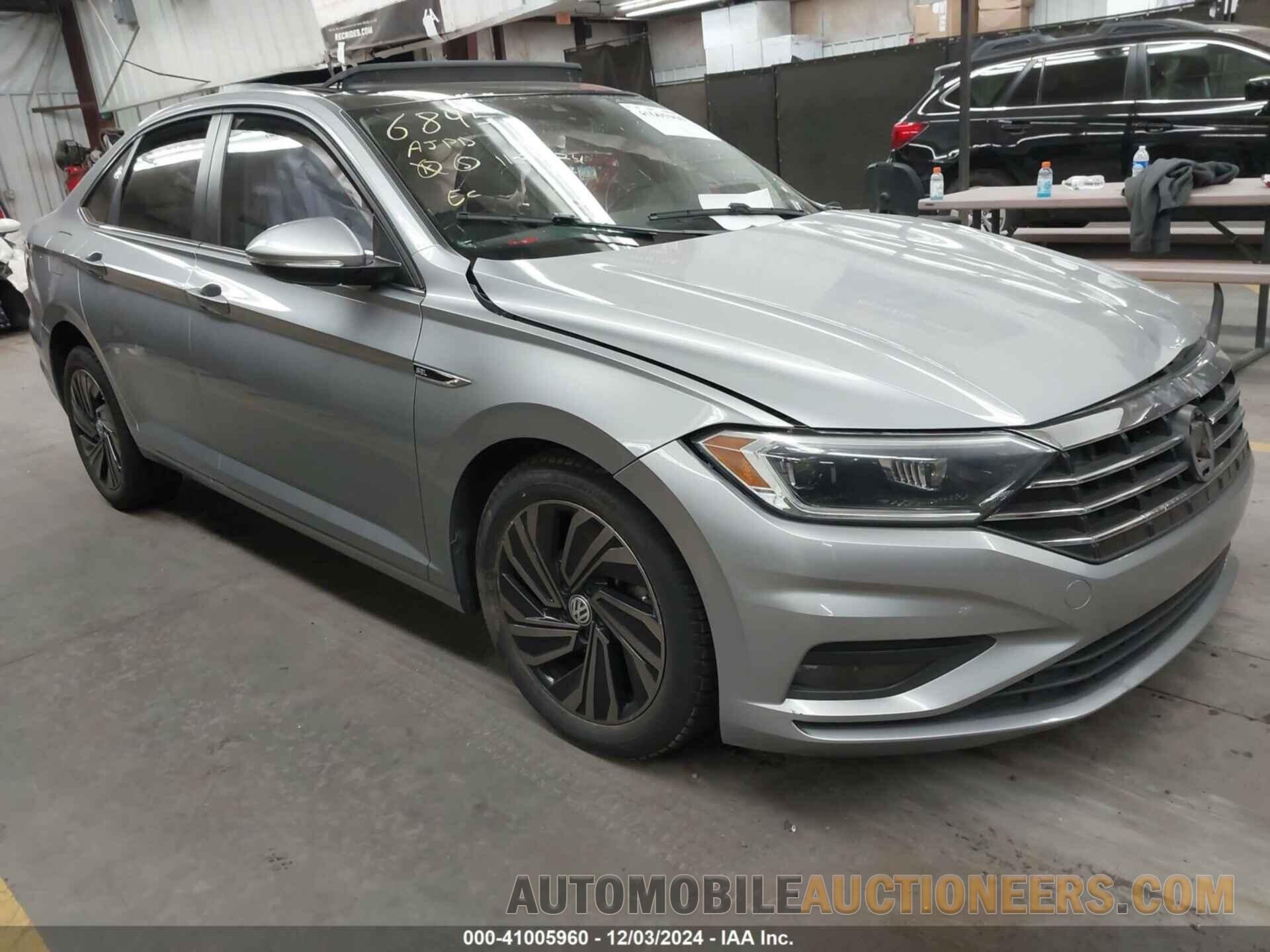 3VWG57BU9KM185381 VOLKSWAGEN JETTA 2019