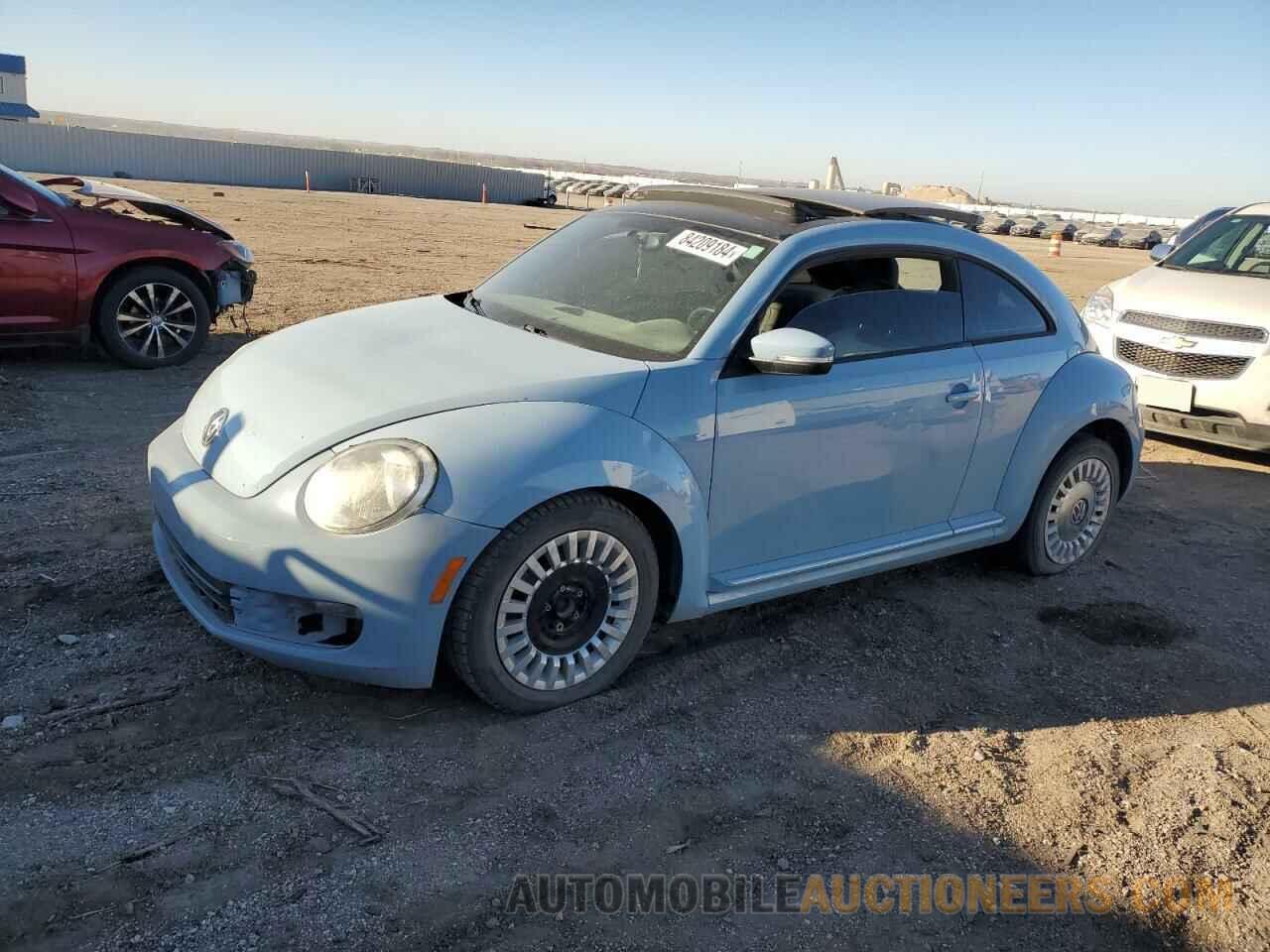 3VWH17AT9EM665126 VOLKSWAGEN BEETLE 2014