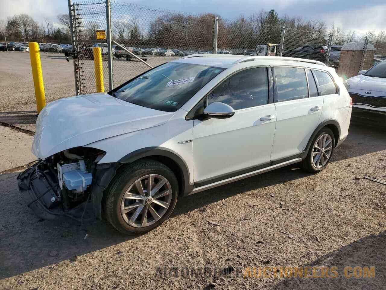 3VWH17AU0KM510470 VOLKSWAGEN GOLF 2019