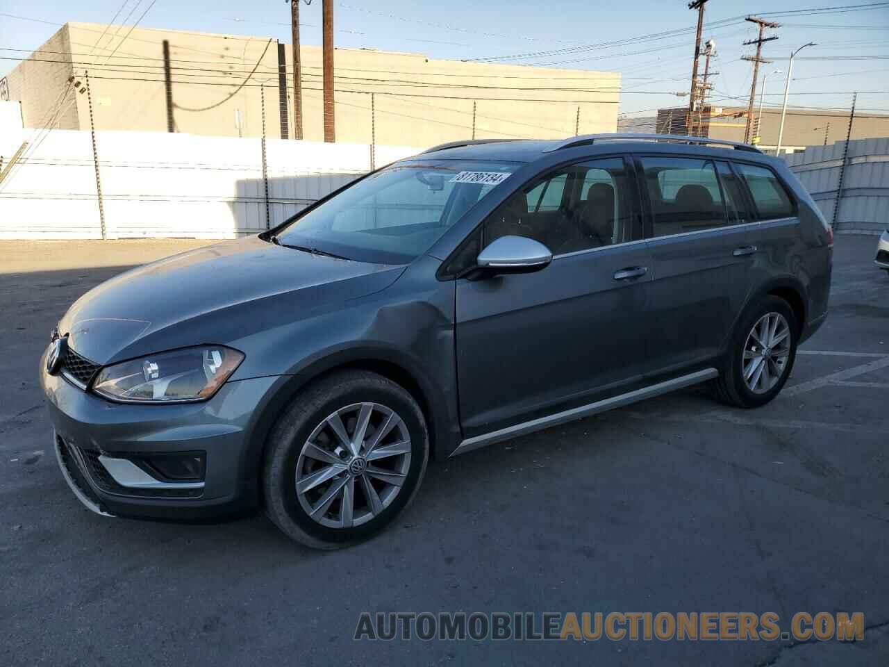 3VWH17AU6HM536693 VOLKSWAGEN GOLF 2017