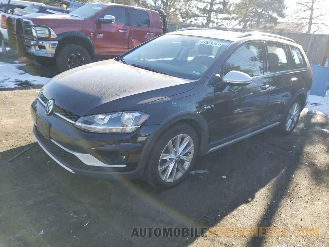 3VWH17AU6JM750184 VOLKSWAGEN GOLF 2018