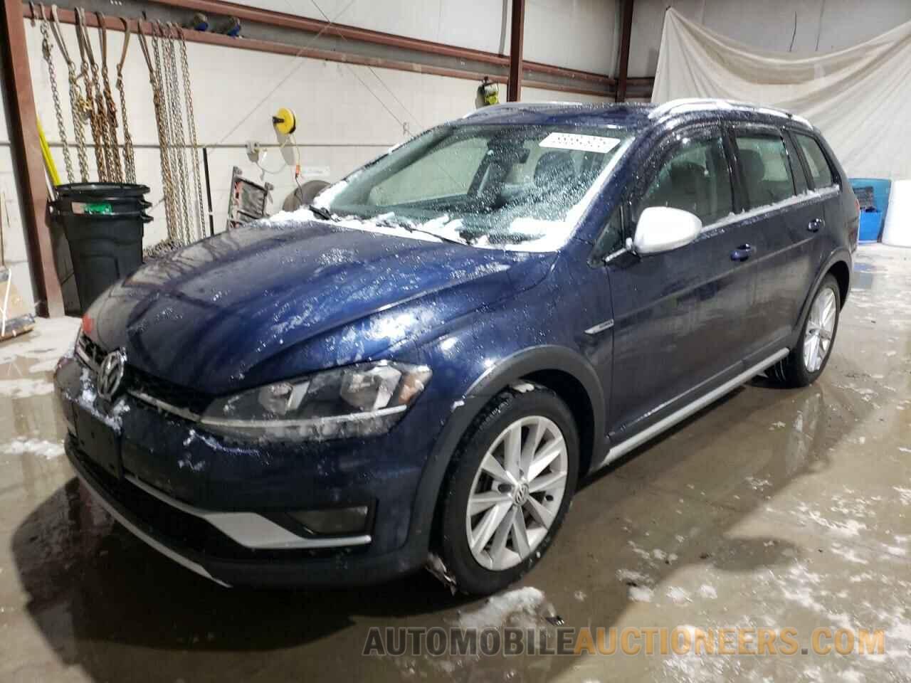 3VWH17AU6JM762030 VOLKSWAGEN GOLF 2018