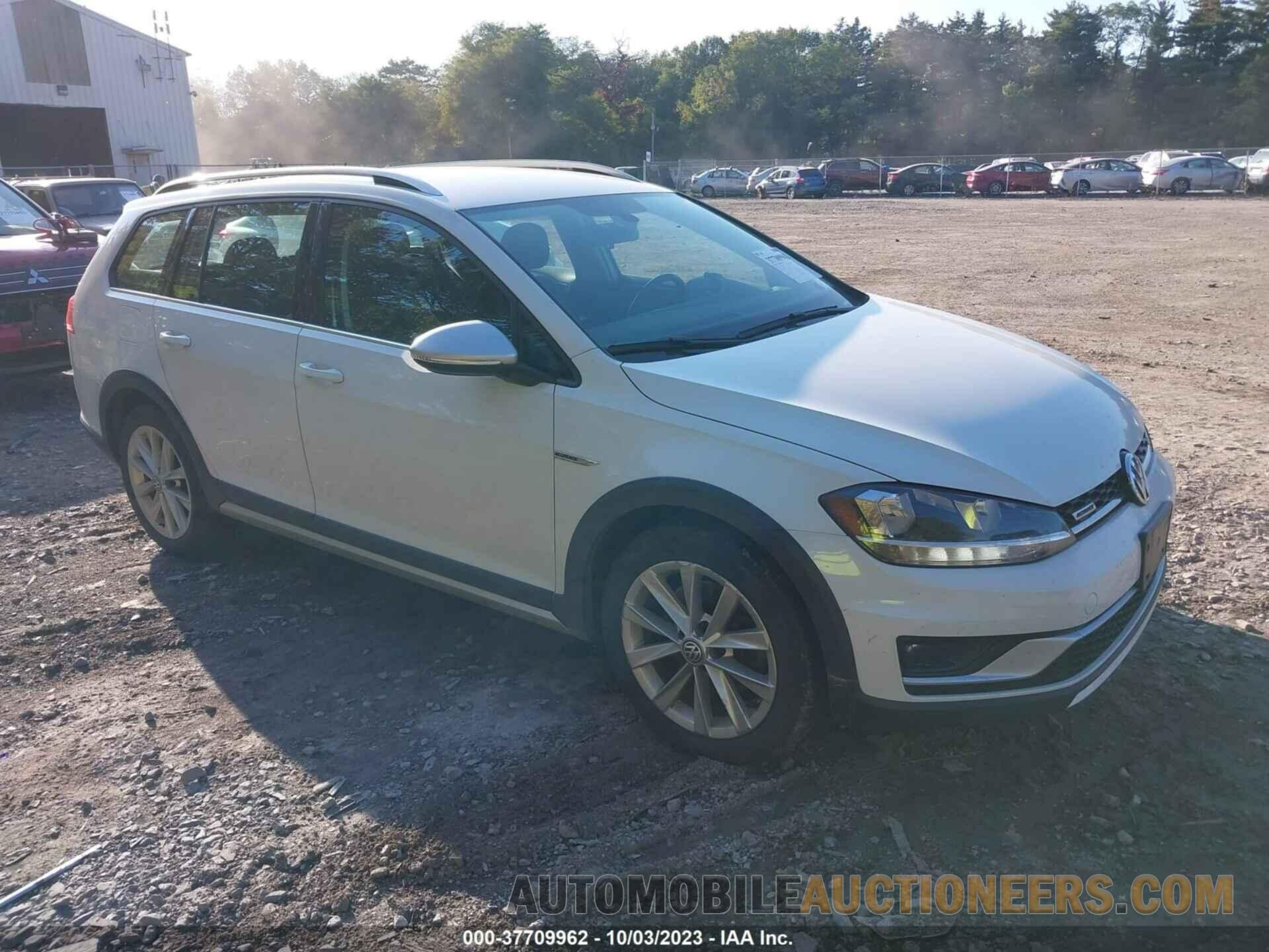 3VWH17AU7JM768676 VOLKSWAGEN GOLF ALLTRACK 2018