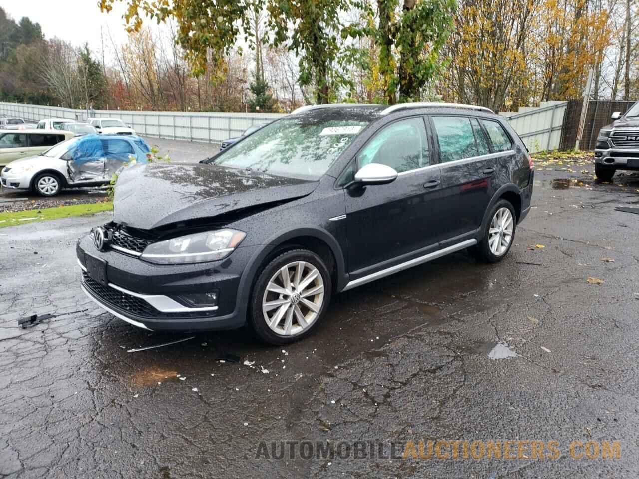 3VWH17AU8JM750350 VOLKSWAGEN GOLF 2018