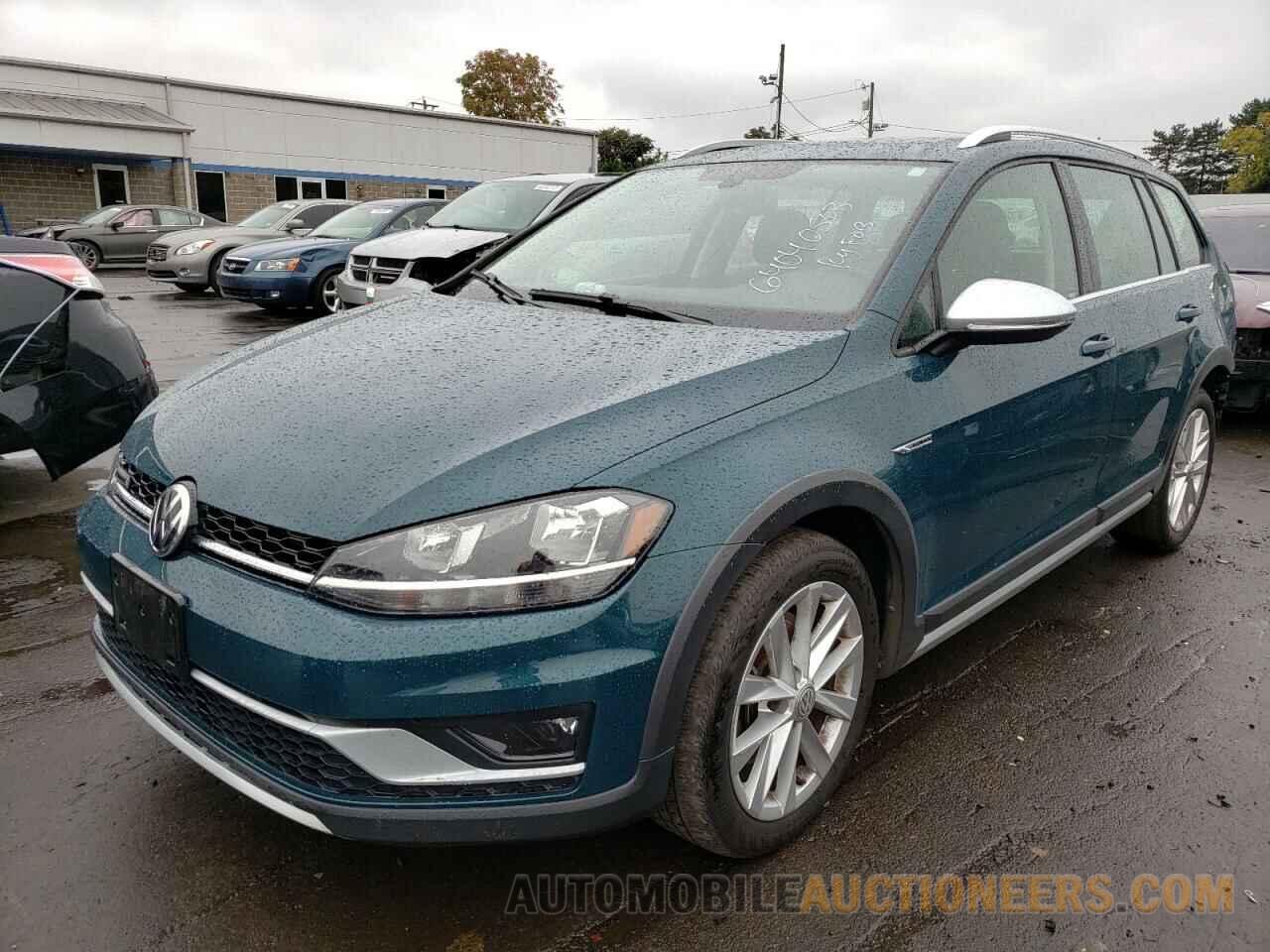 3VWH17AUXJM753959 VOLKSWAGEN GOLF 2018