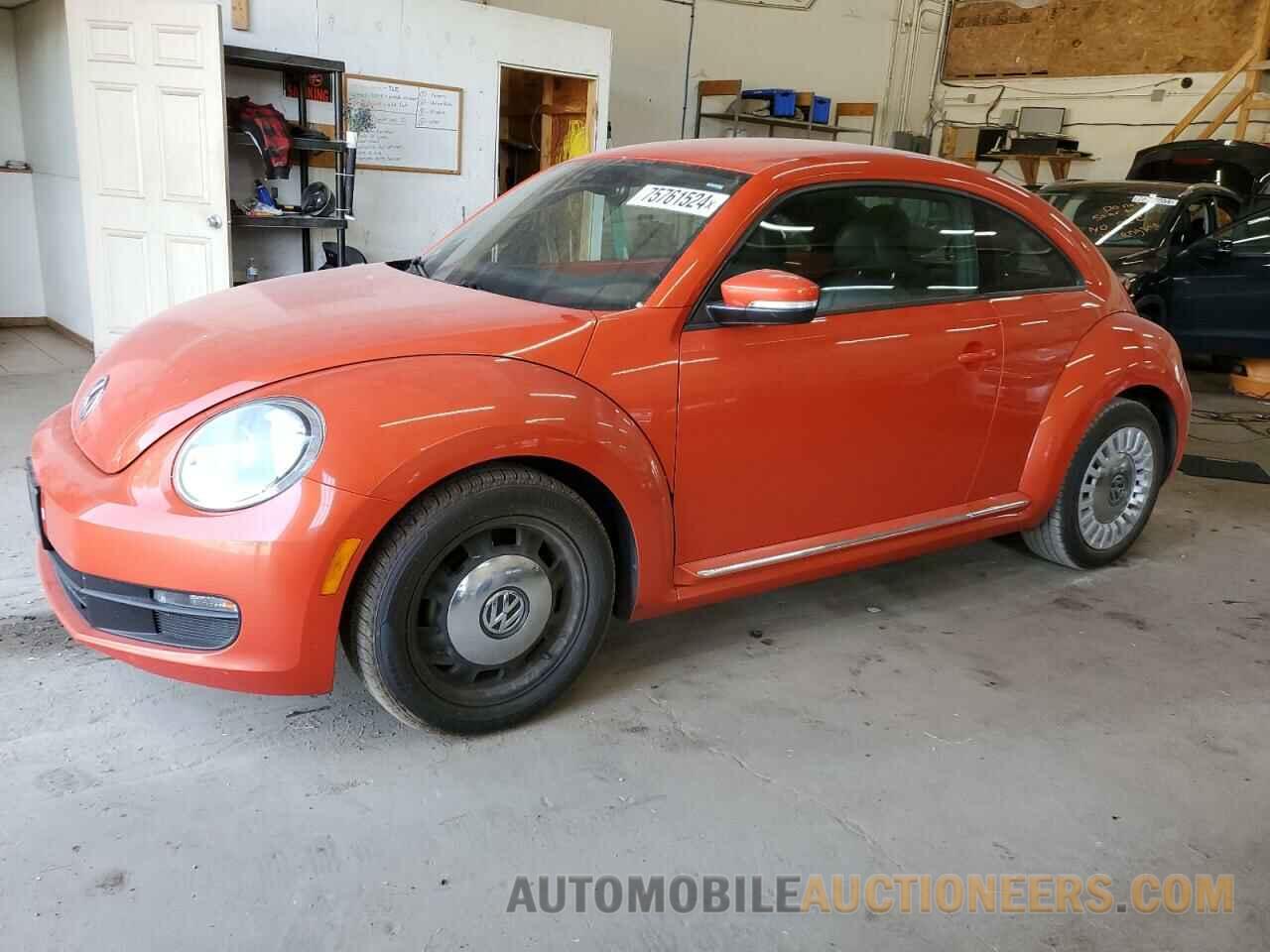 3VWJ17AT0GM605563 VOLKSWAGEN BEETLE 2016