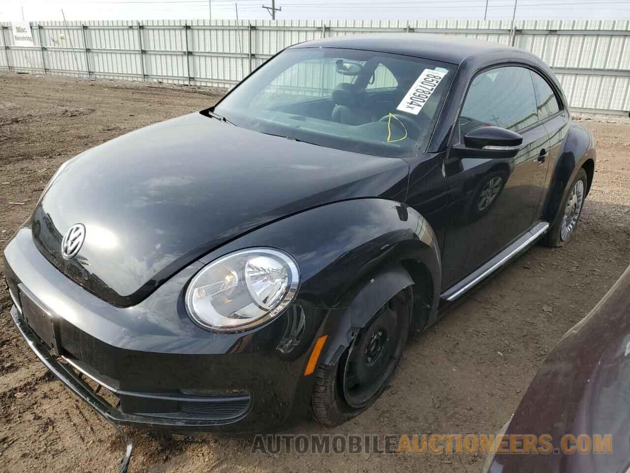 3VWJ17AT1FM632933 VOLKSWAGEN BEETLE 2015