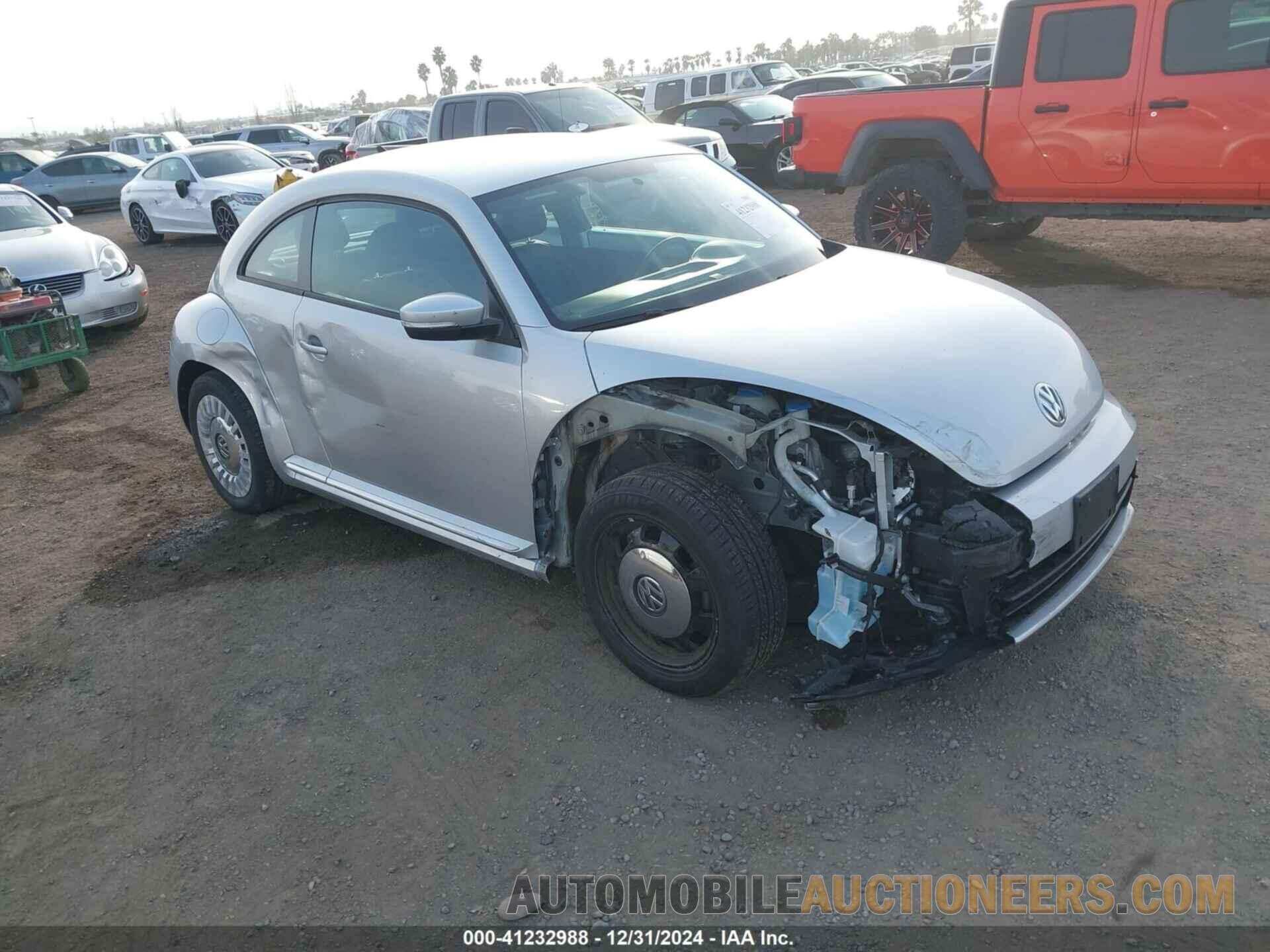 3VWJ17AT3EM661476 VOLKSWAGEN BEETLE 2014