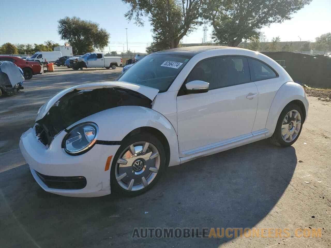 3VWJ17AT7EM654840 VOLKSWAGEN BEETLE 2014