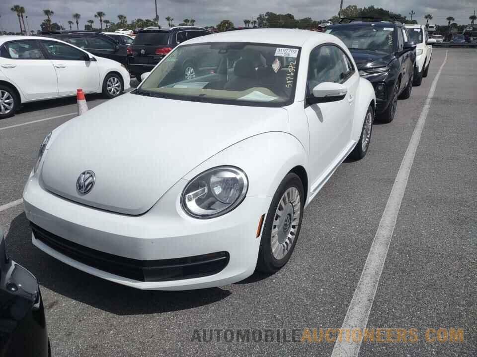 3VWJ17AT9GM615282 Volkswagen Beetle Coupe 2016