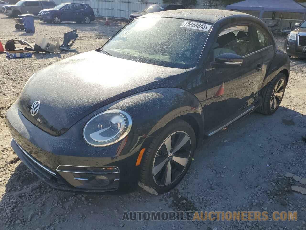 3VWJD7AT1KM717773 VOLKSWAGEN BEETLE 2019