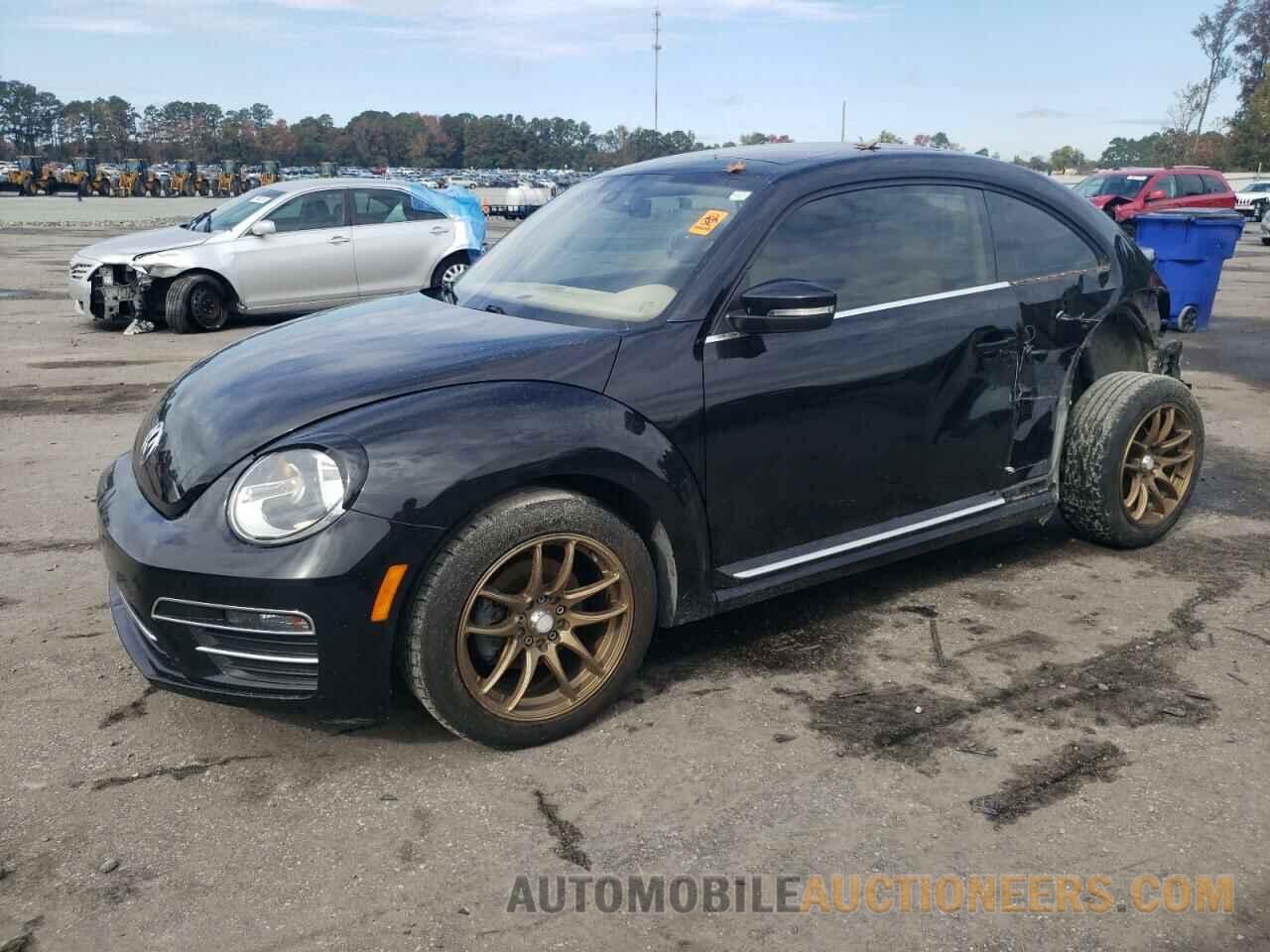 3VWJD7AT4JM710721 VOLKSWAGEN BEETLE 2018