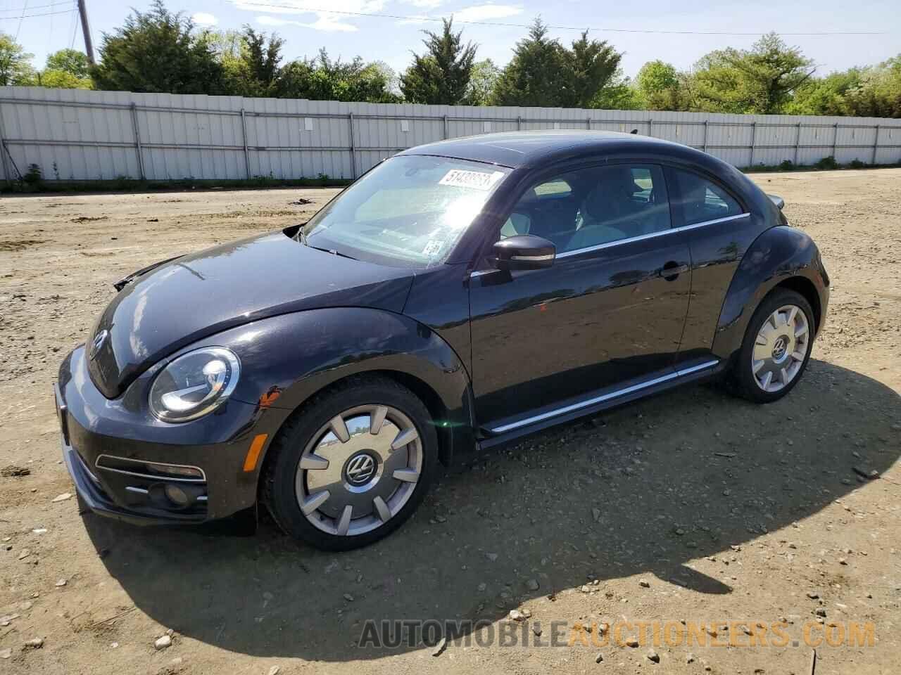 3VWJD7AT6KM720782 VOLKSWAGEN BEETLE 2019