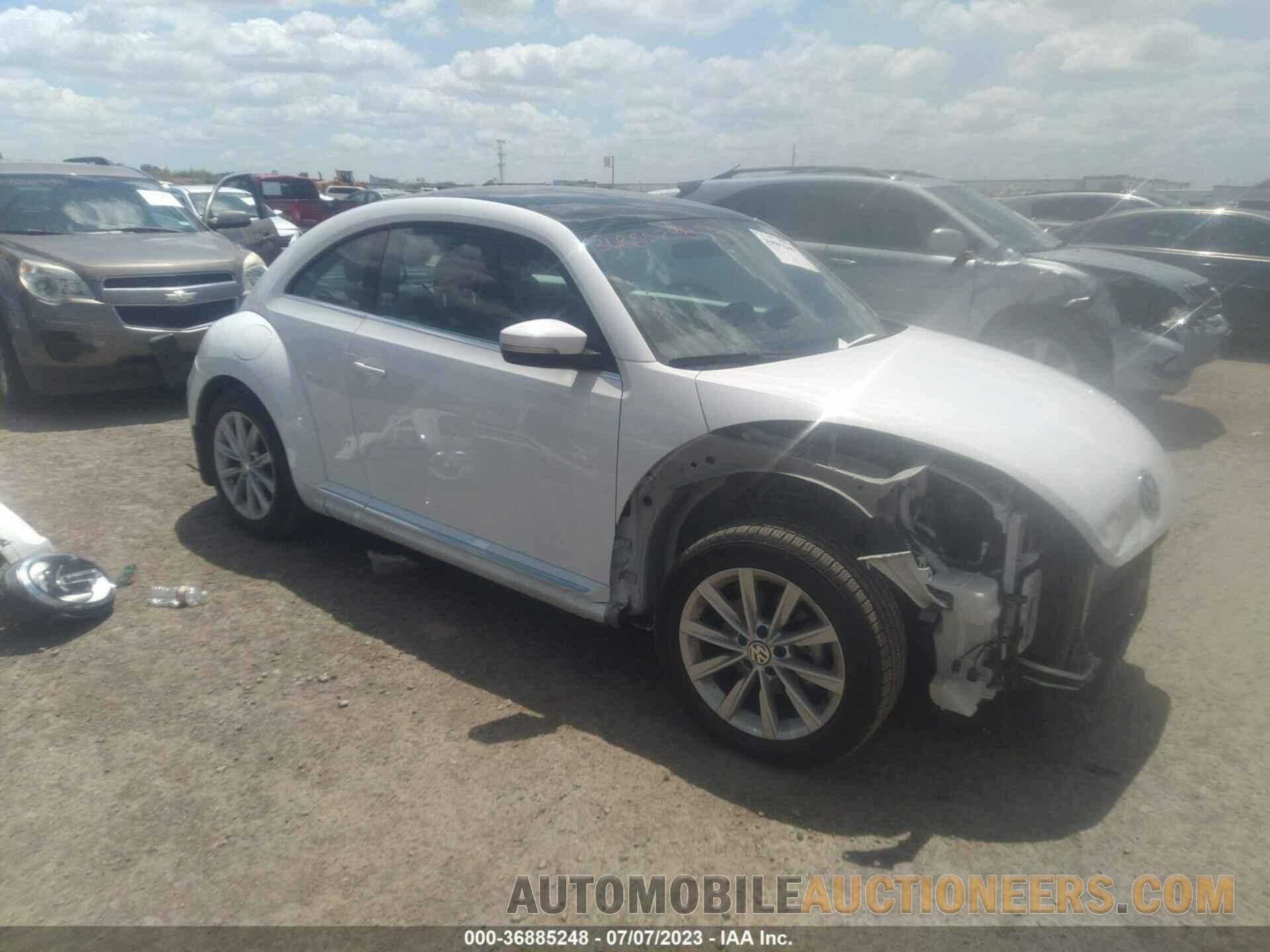 3VWJD7AT7JM701415 VOLKSWAGEN BEETLE 2018