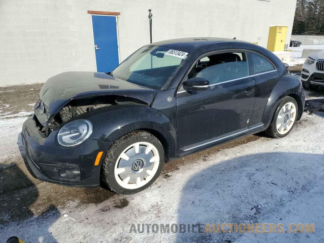 3VWJD7AT7KM706471 VOLKSWAGEN BEETLE 2019