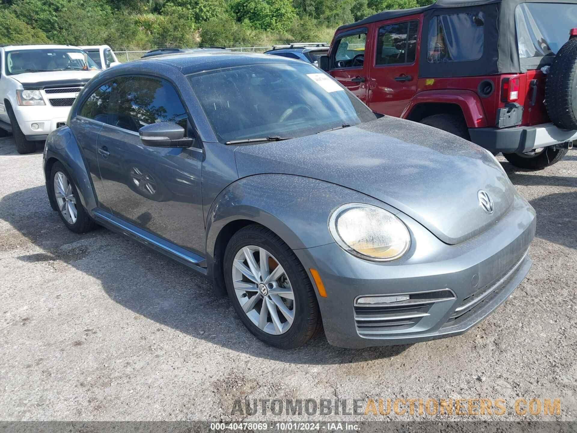 3VWJD7AT8JM700726 VOLKSWAGEN BEETLE 2018