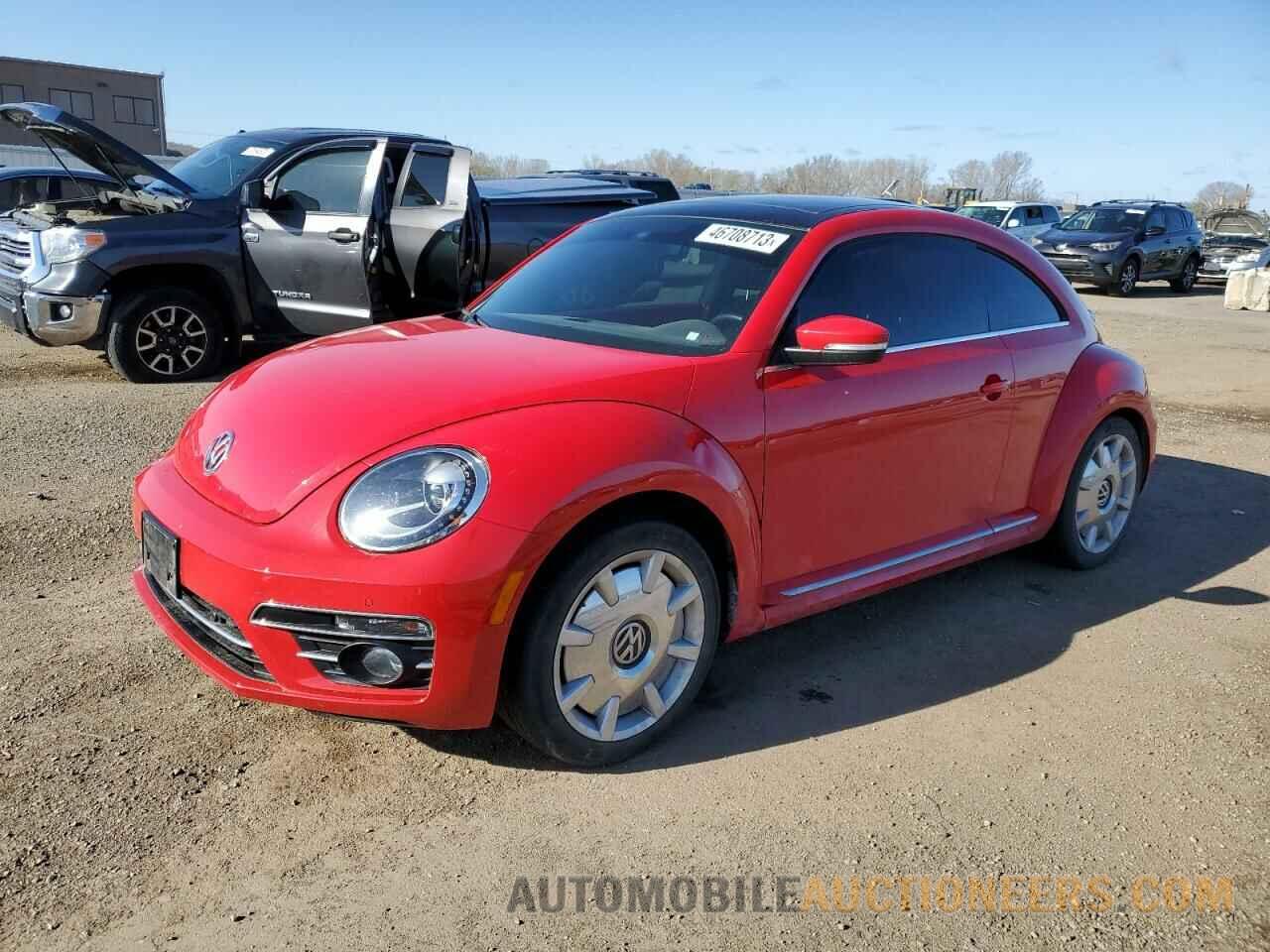 3VWJD7AT8KM711744 VOLKSWAGEN BEETLE 2019