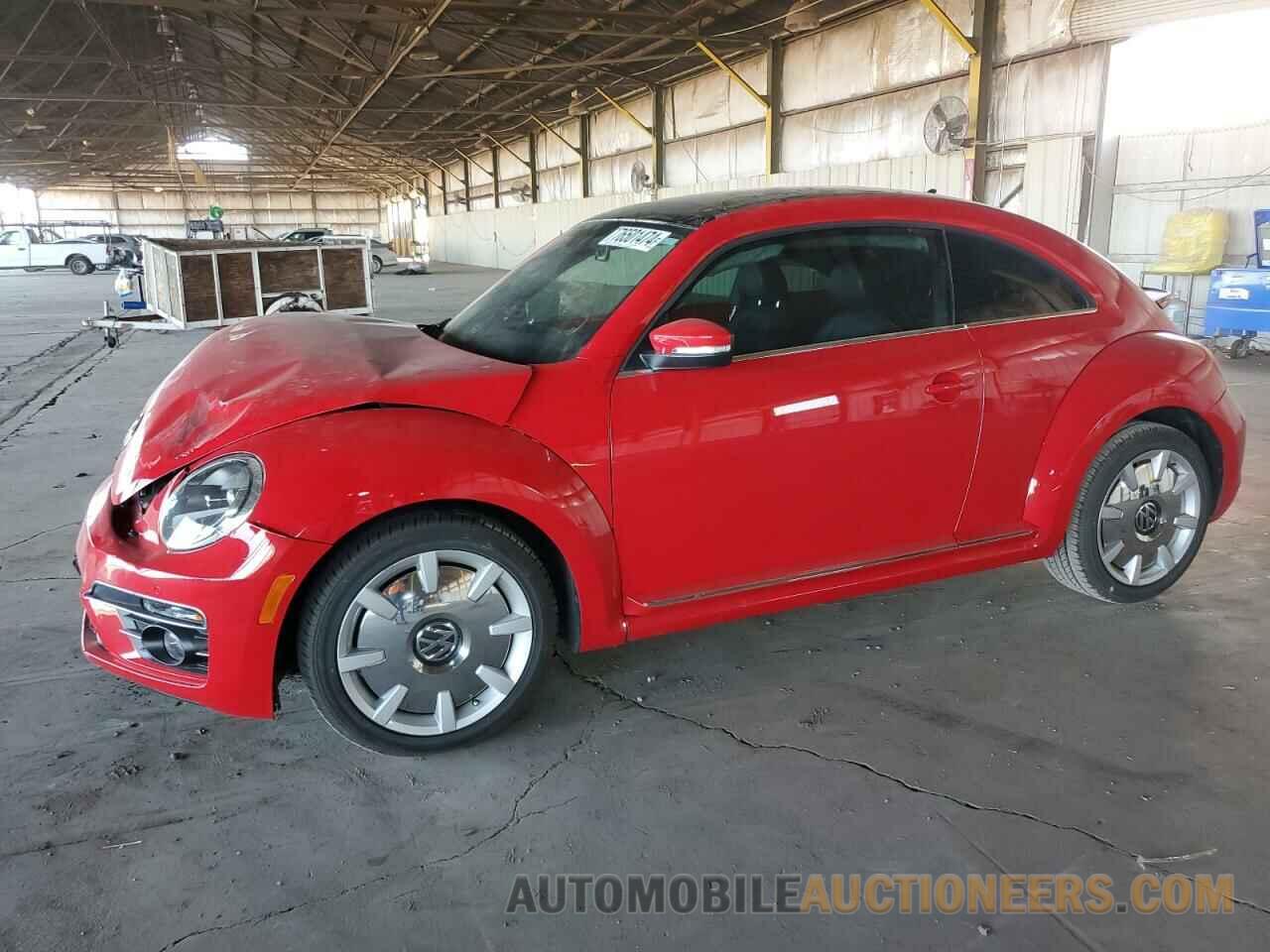 3VWJD7AT9KM711848 VOLKSWAGEN BEETLE 2019