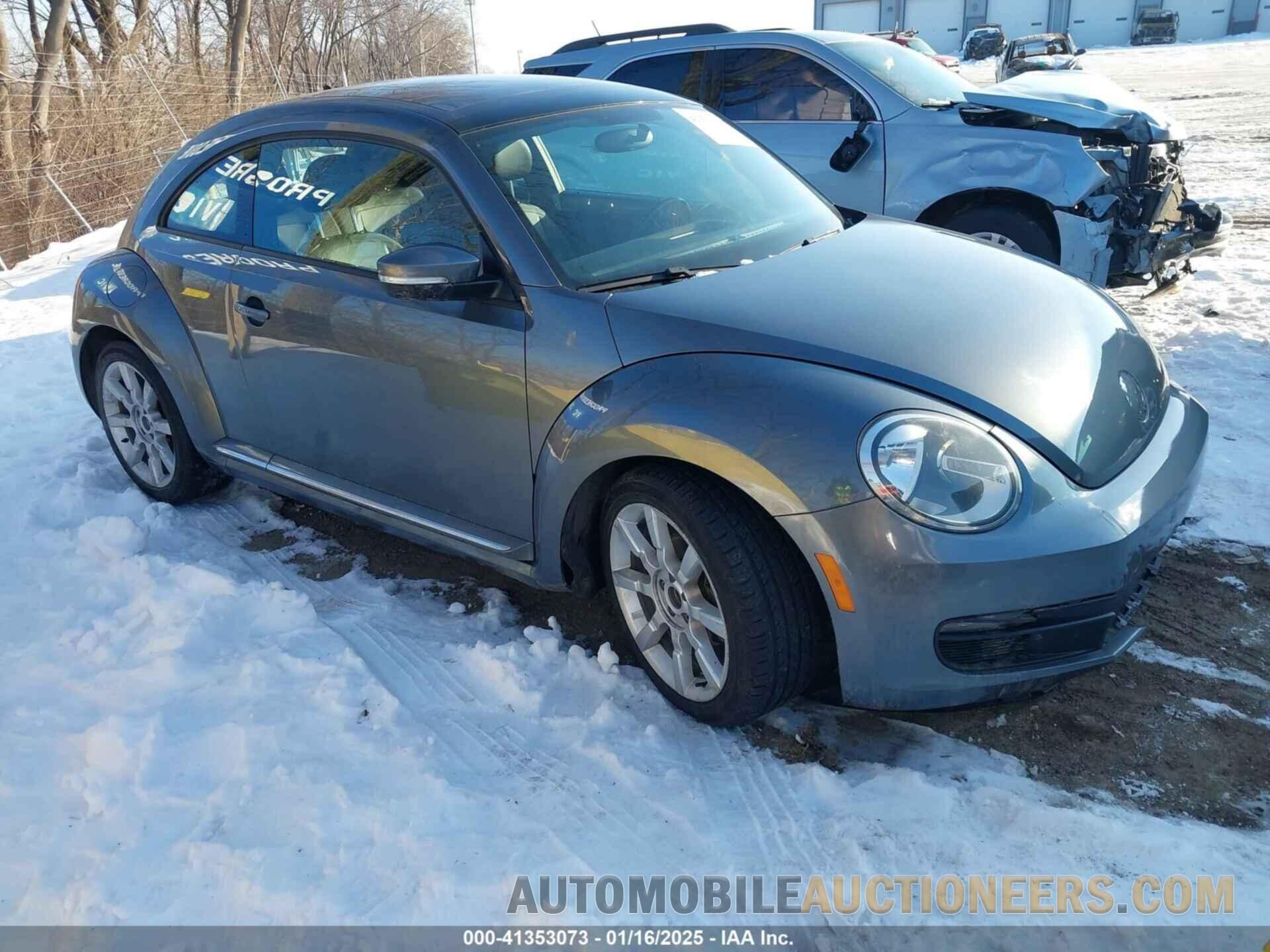 3VWJP7AT6DM664059 VOLKSWAGEN BEETLE 2013